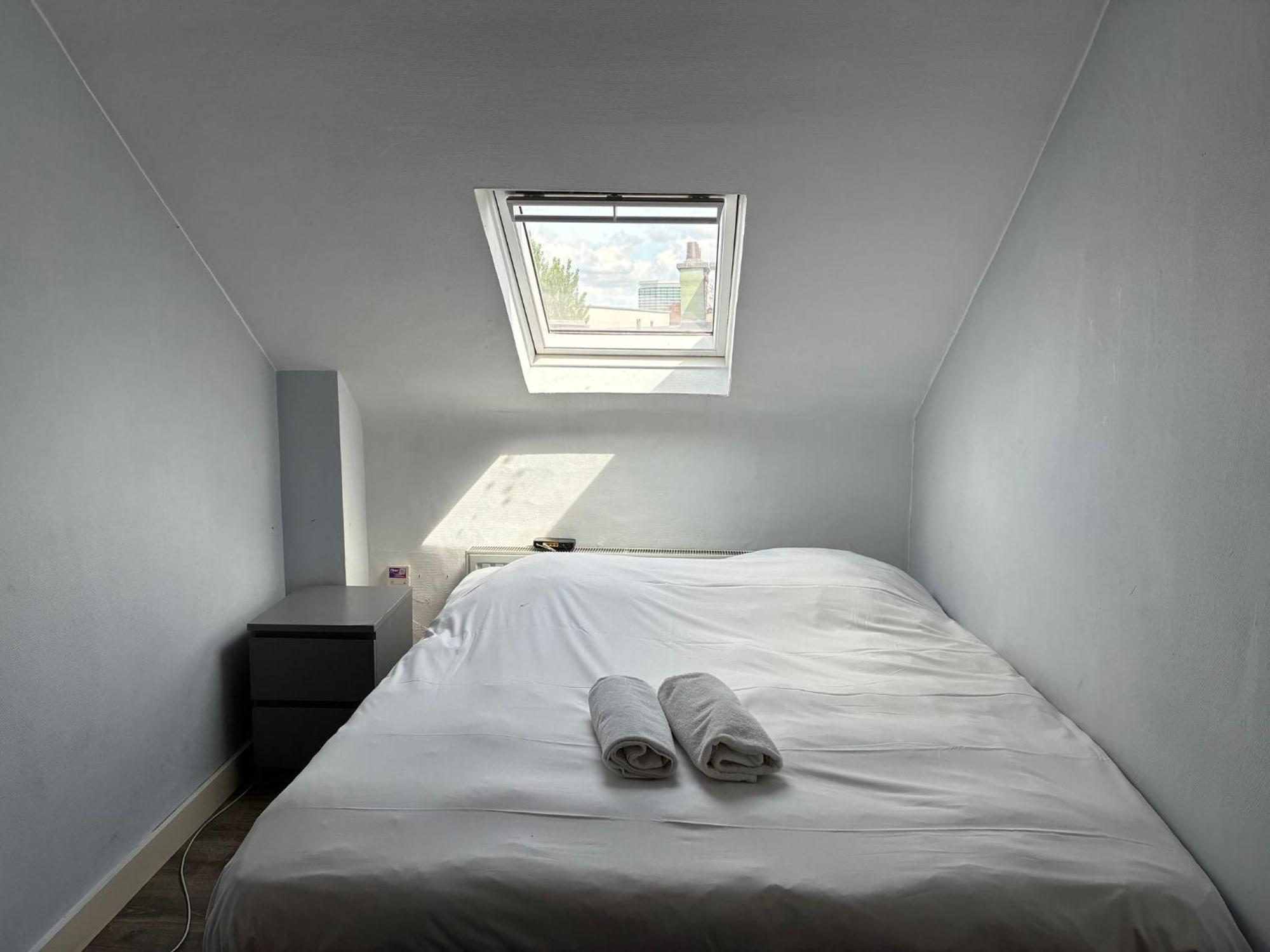 Apartment Charming Entire Duplex For 5 In Saint-gilles, Brussels