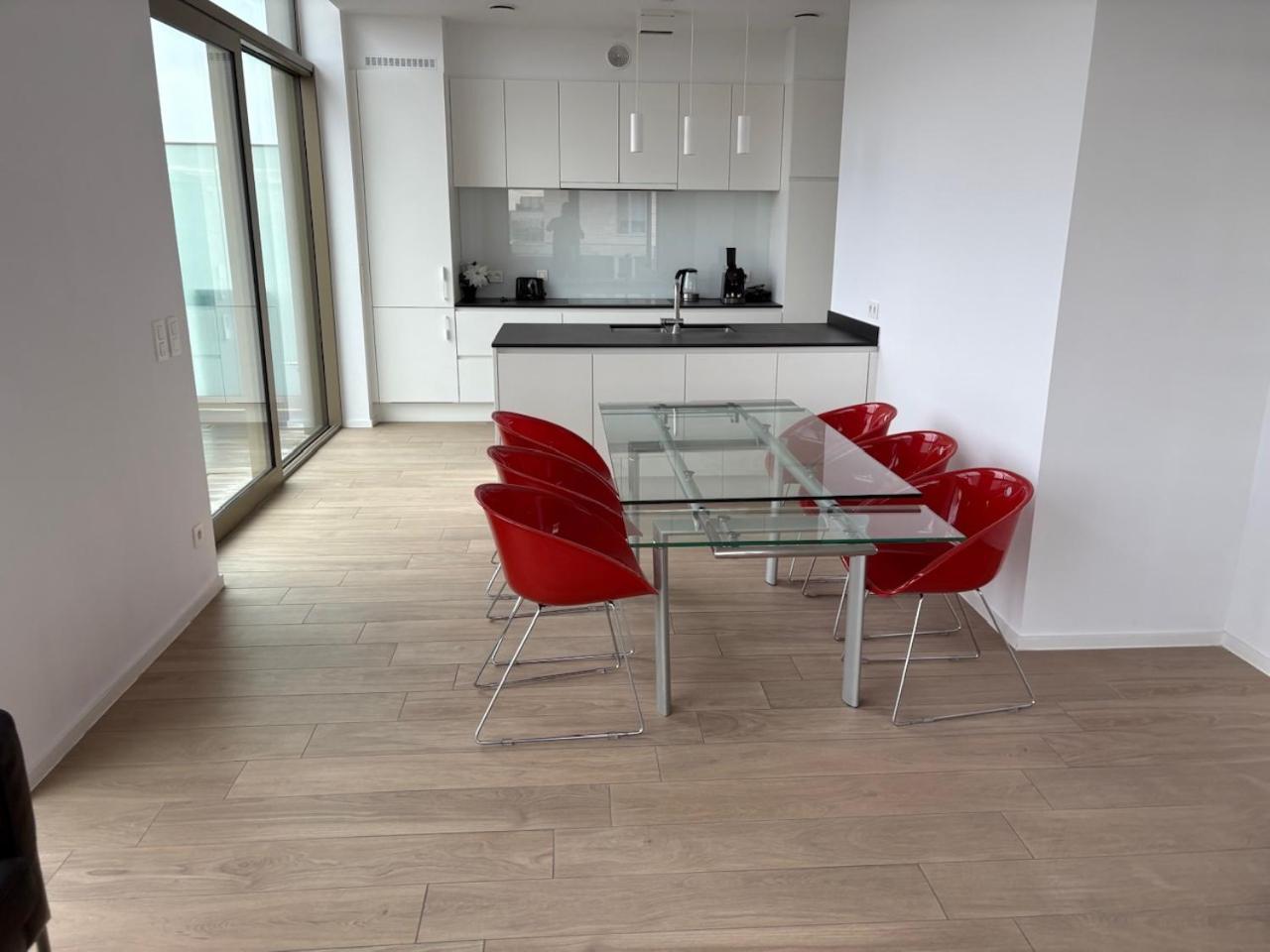 Apartment Floor Luxury With Spectacular Water Views *