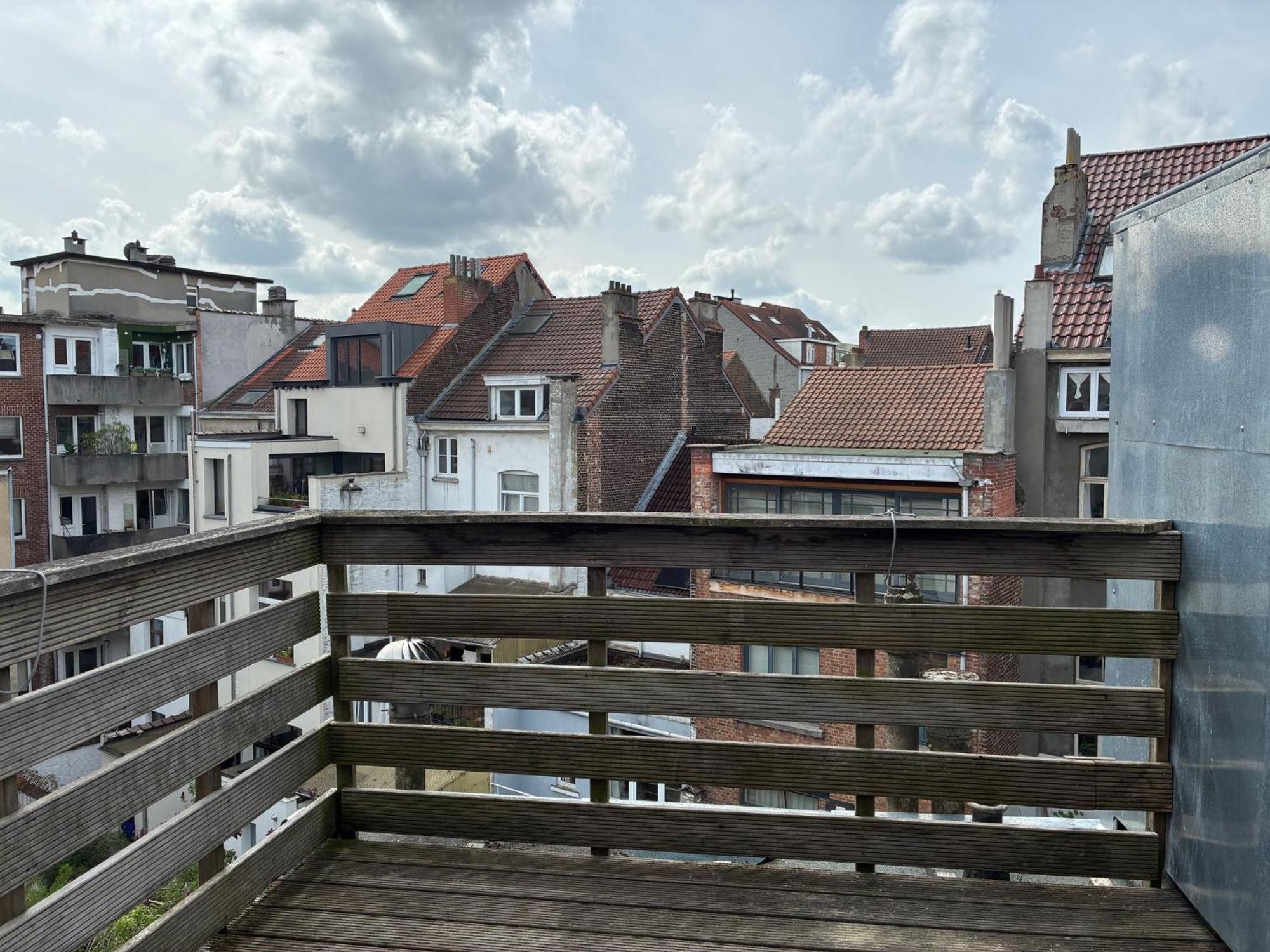 Charming Entire Duplex For 5 In Saint-gilles, * Brussels