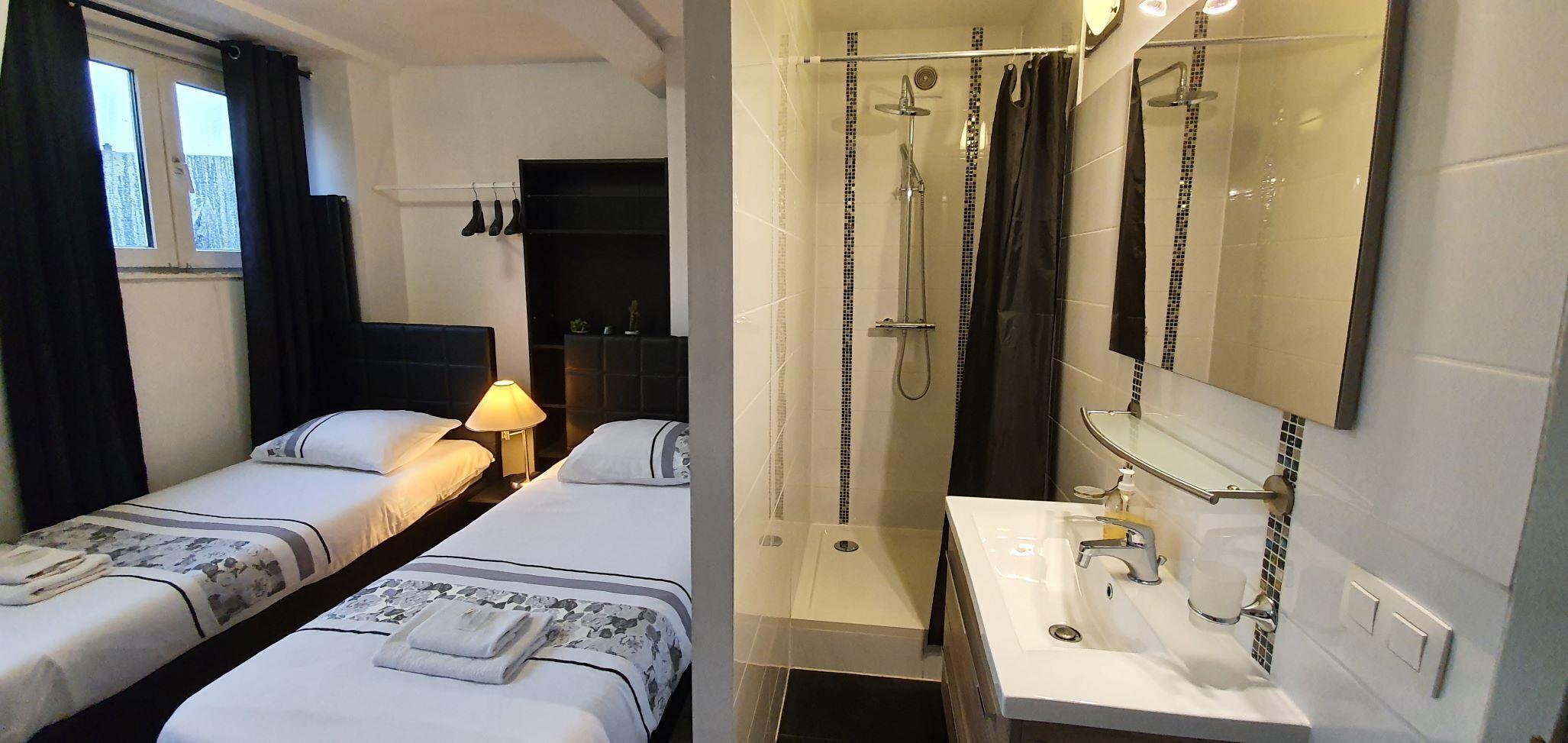 Marie-therese Hotel *