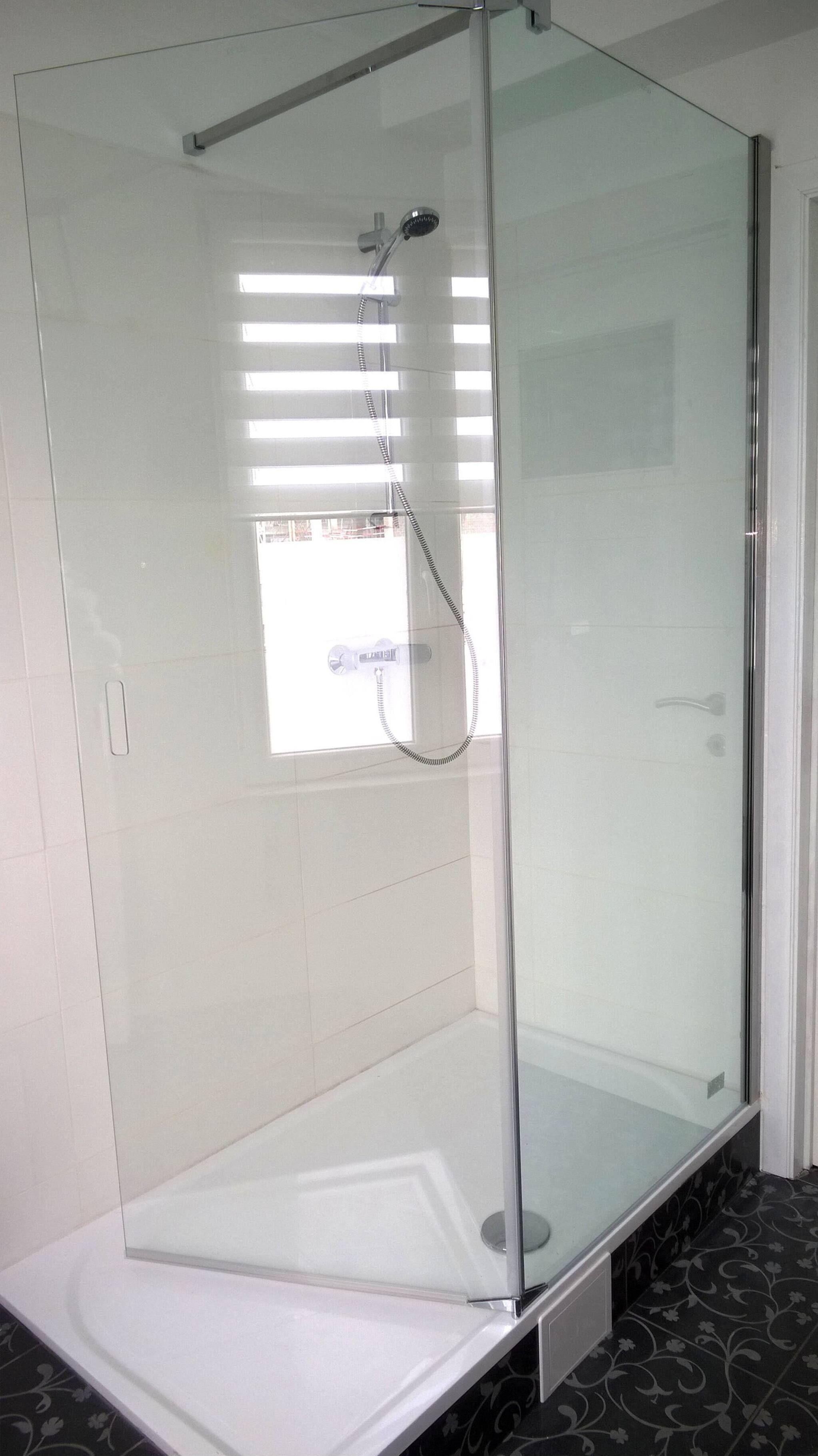 Almost White, Near Train, Metro N7688 Apartment Brussels