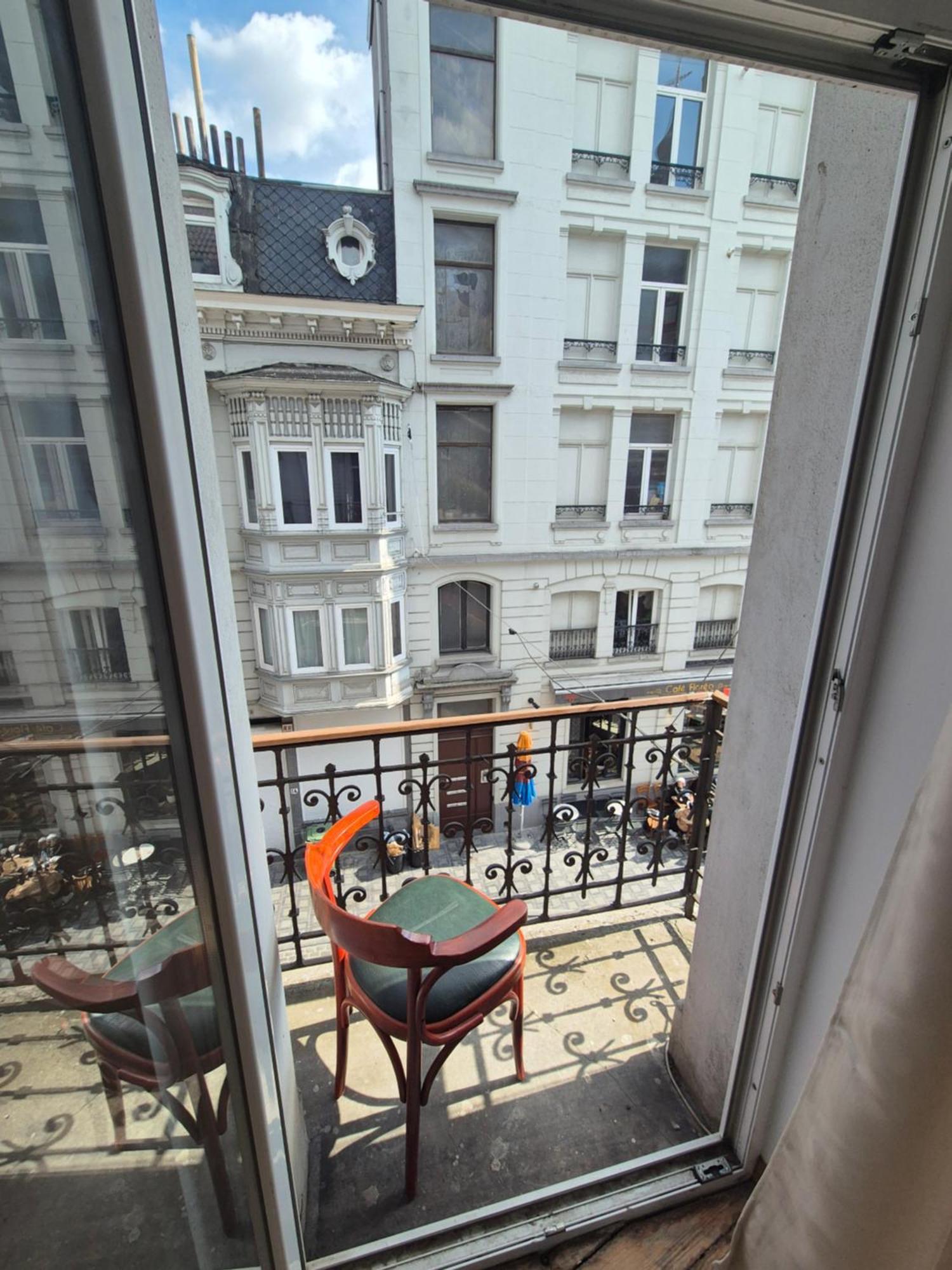 Apartment Superbe Quartier Saint-gery Brussels