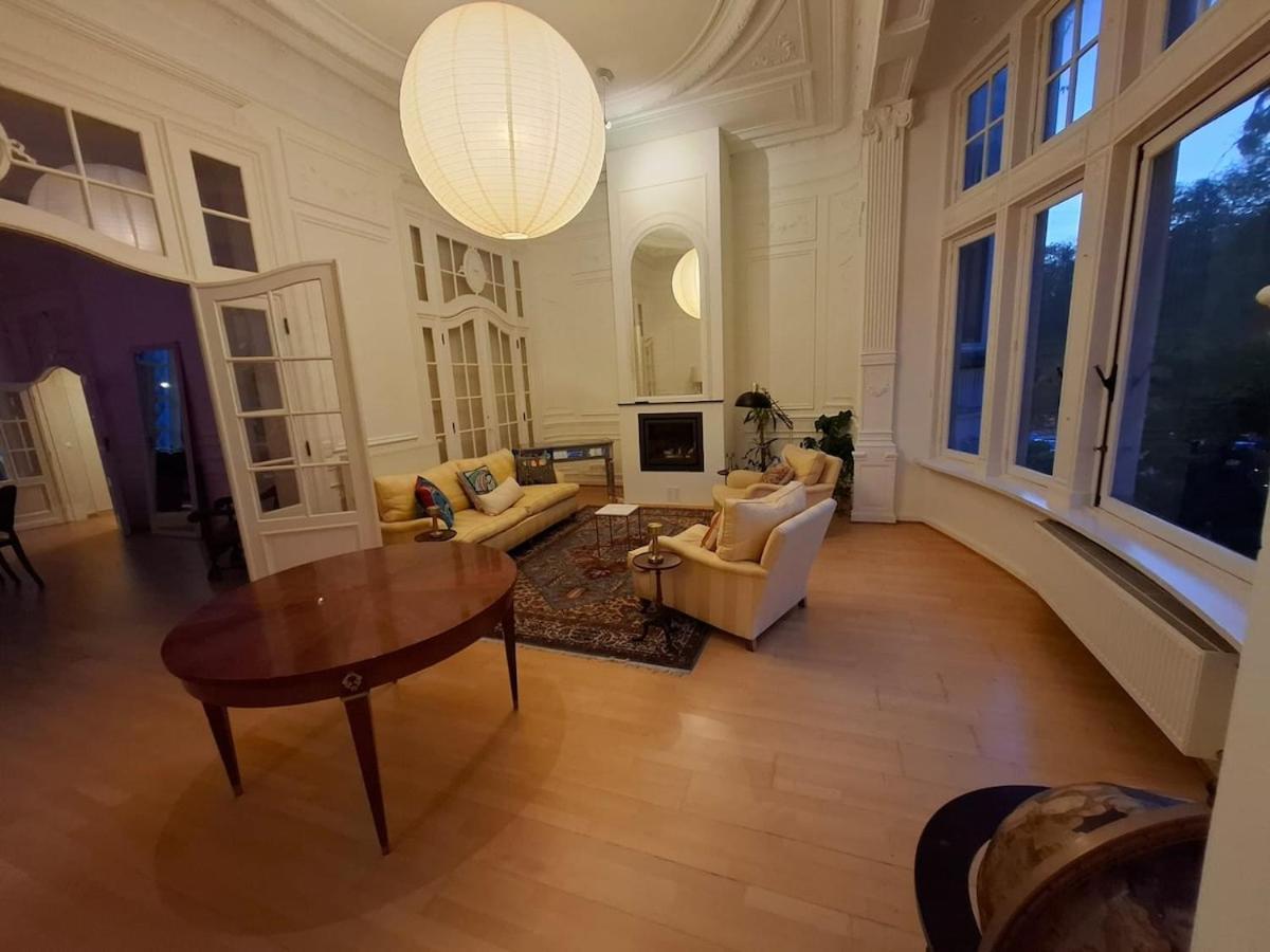 Apartment Brussels' Premier Parkside Brussels