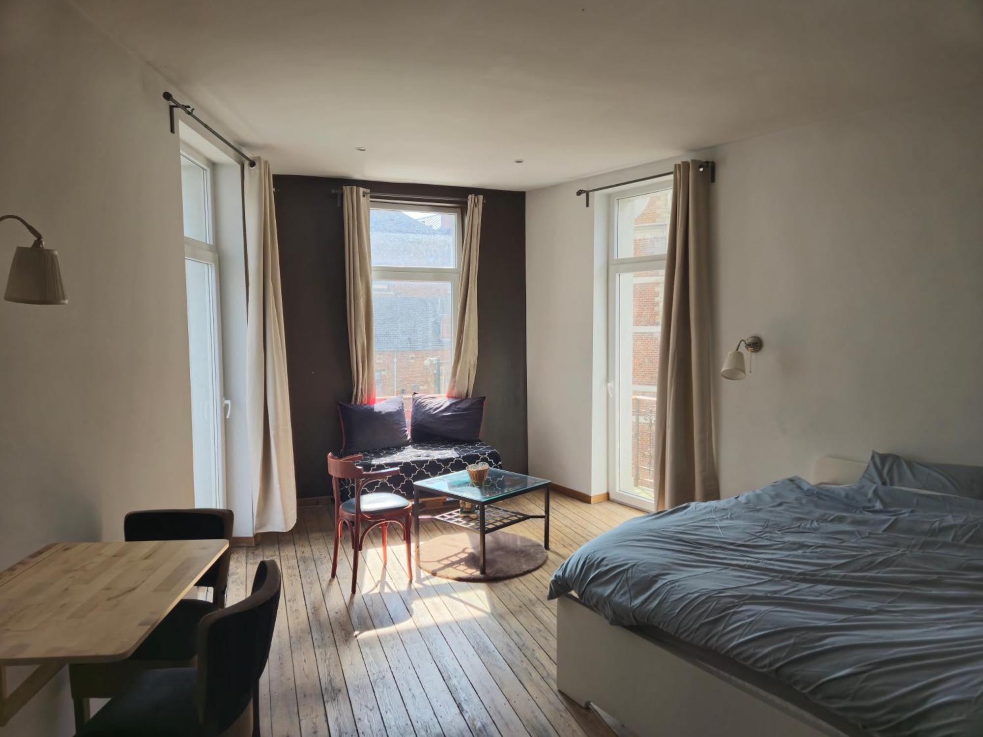 Superbe Quartier Saint-gery Brussels