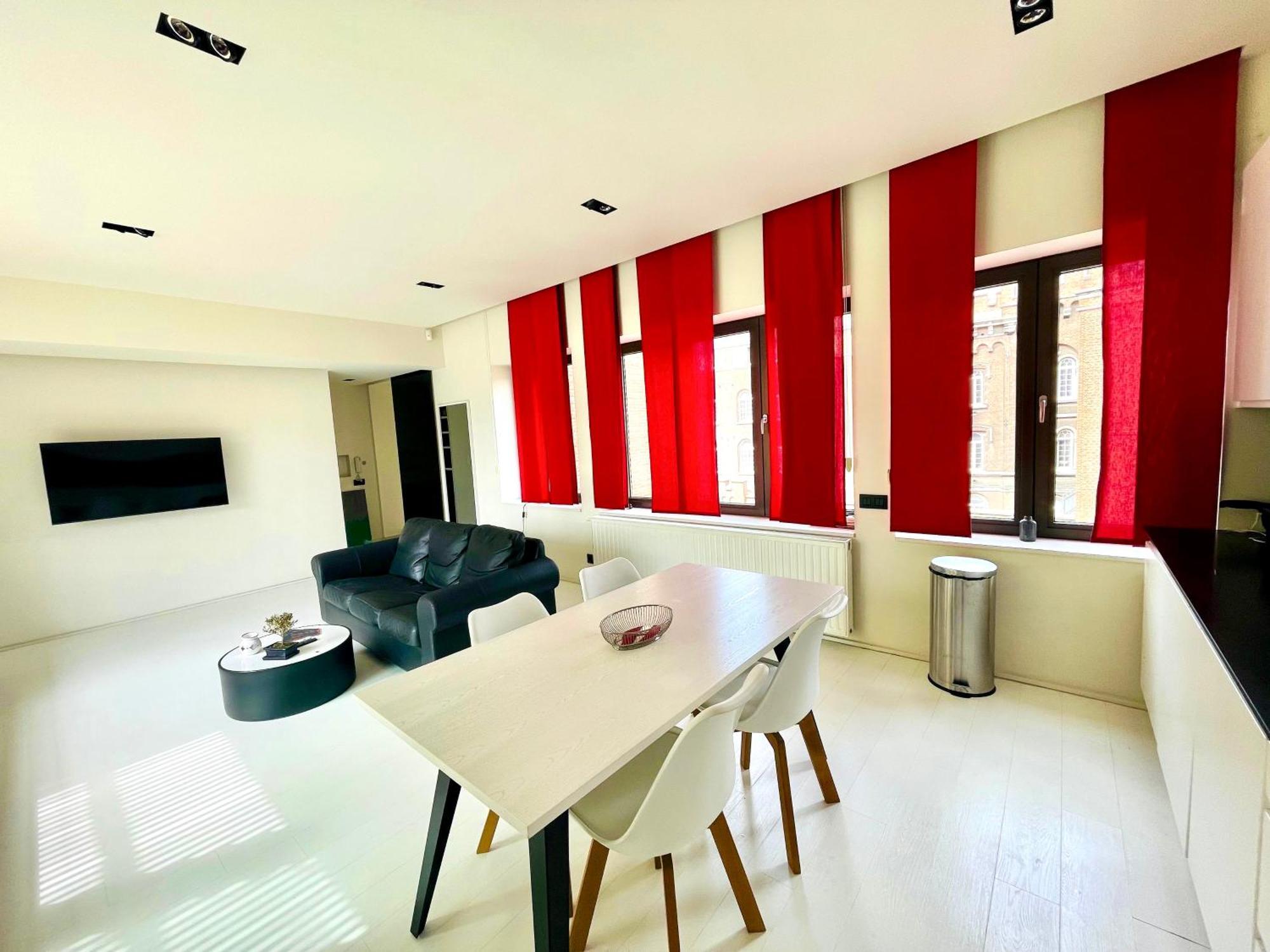 Elegant Quiet And Bright Apartment Brussels