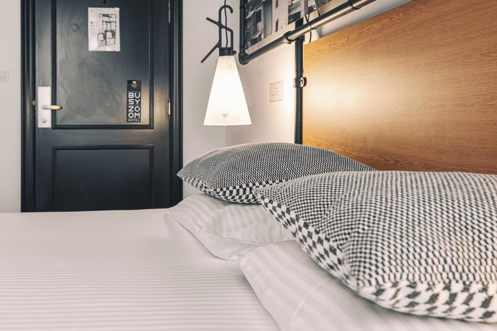 Hotel Zoom
