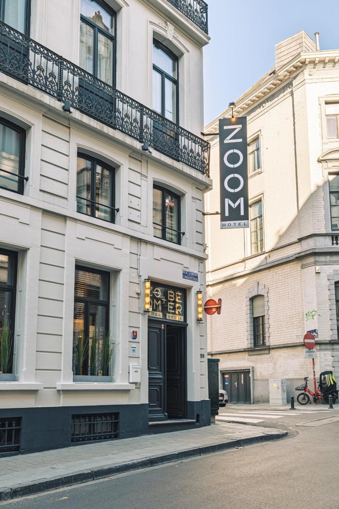 Hotel Zoom