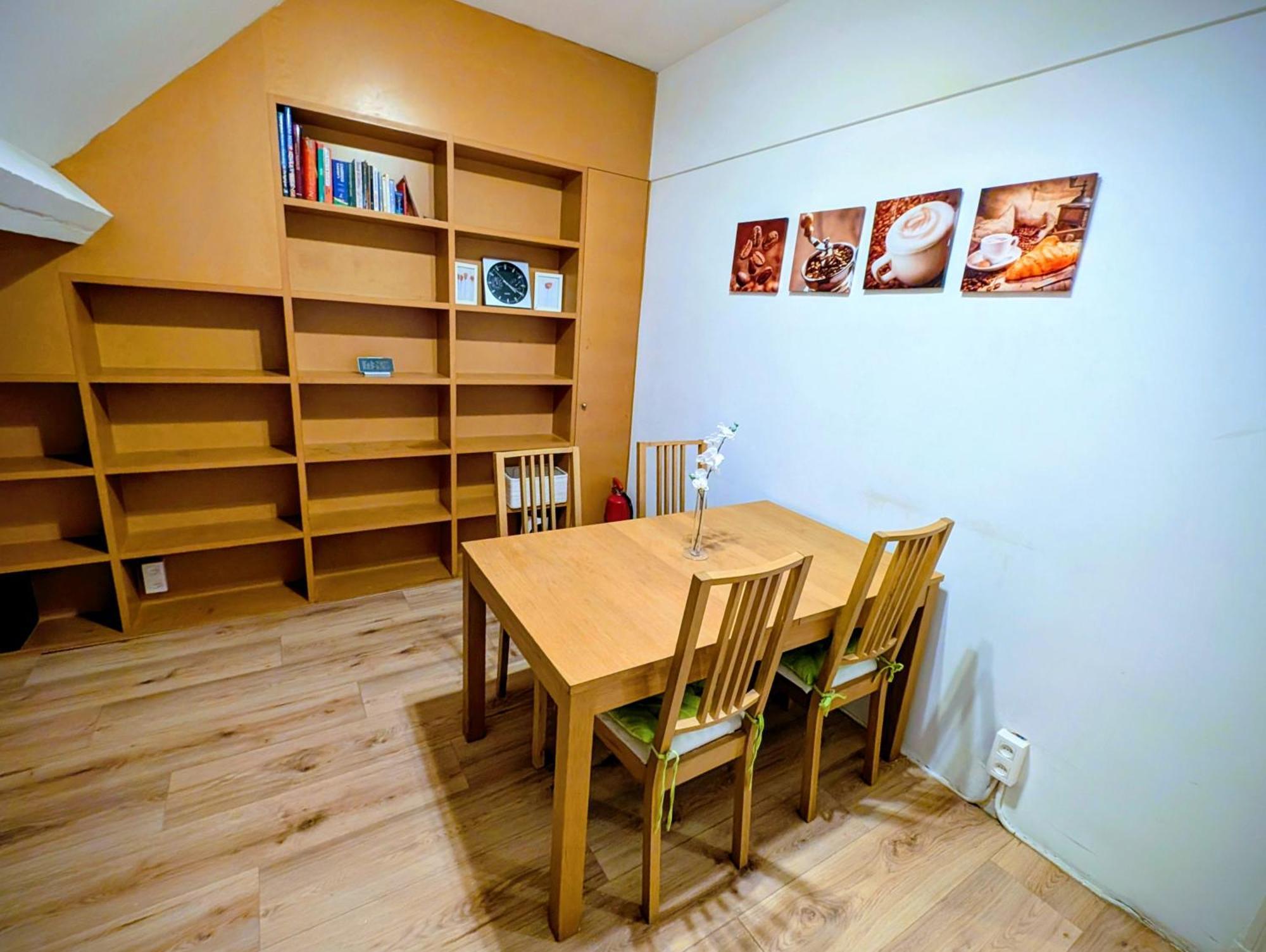 Apartment Duplex 3br Near Supermarkets & Metro Brussels