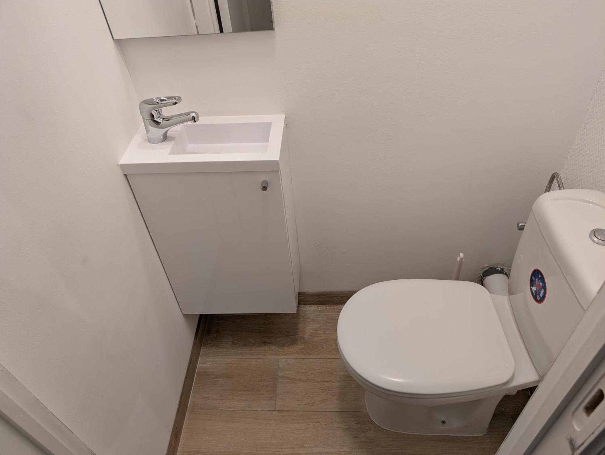 Duplex 3br Near Supermarkets & Metro Apartment Brussels