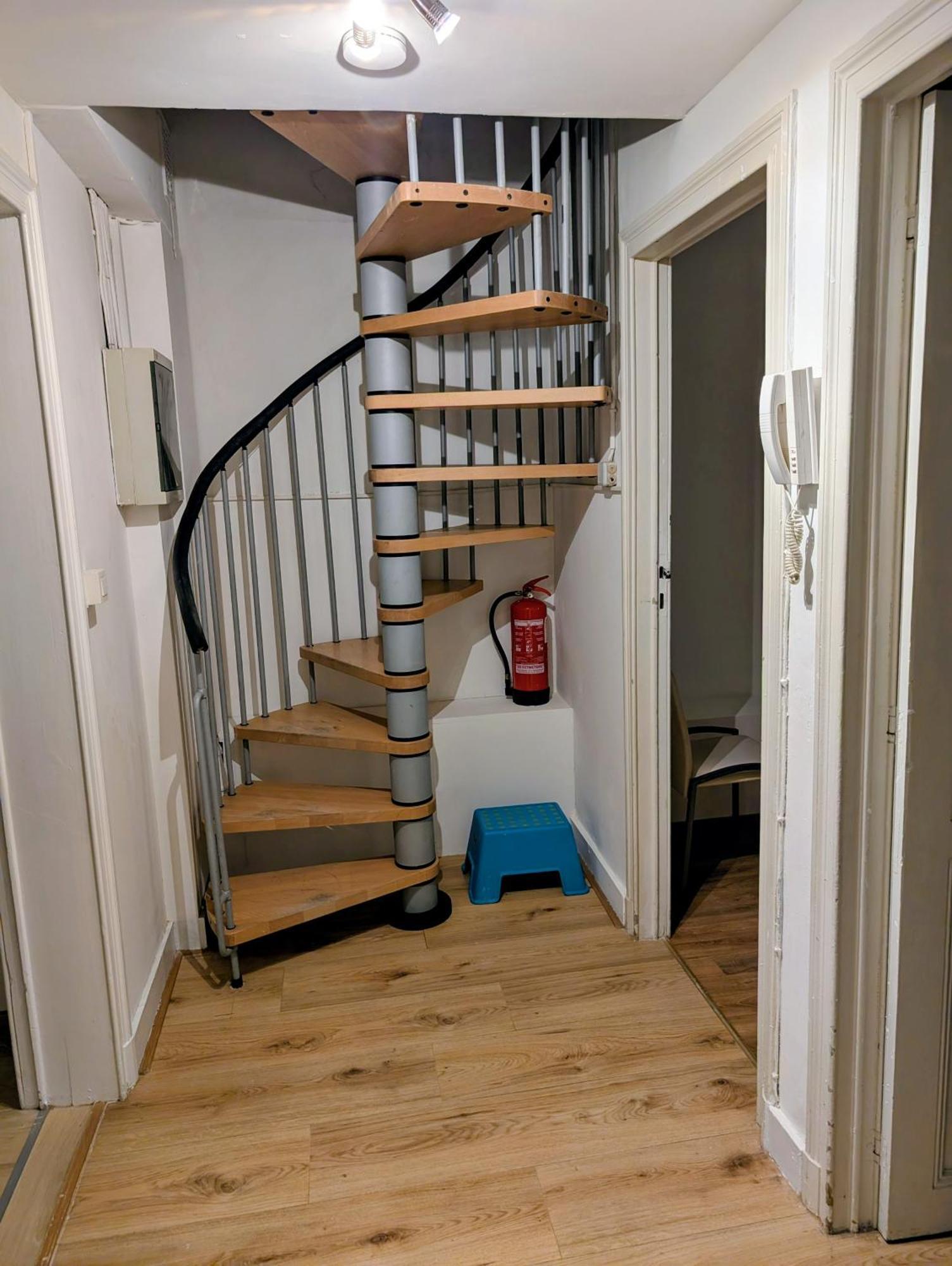 Apartment Duplex 3br Near Supermarkets & Metro *