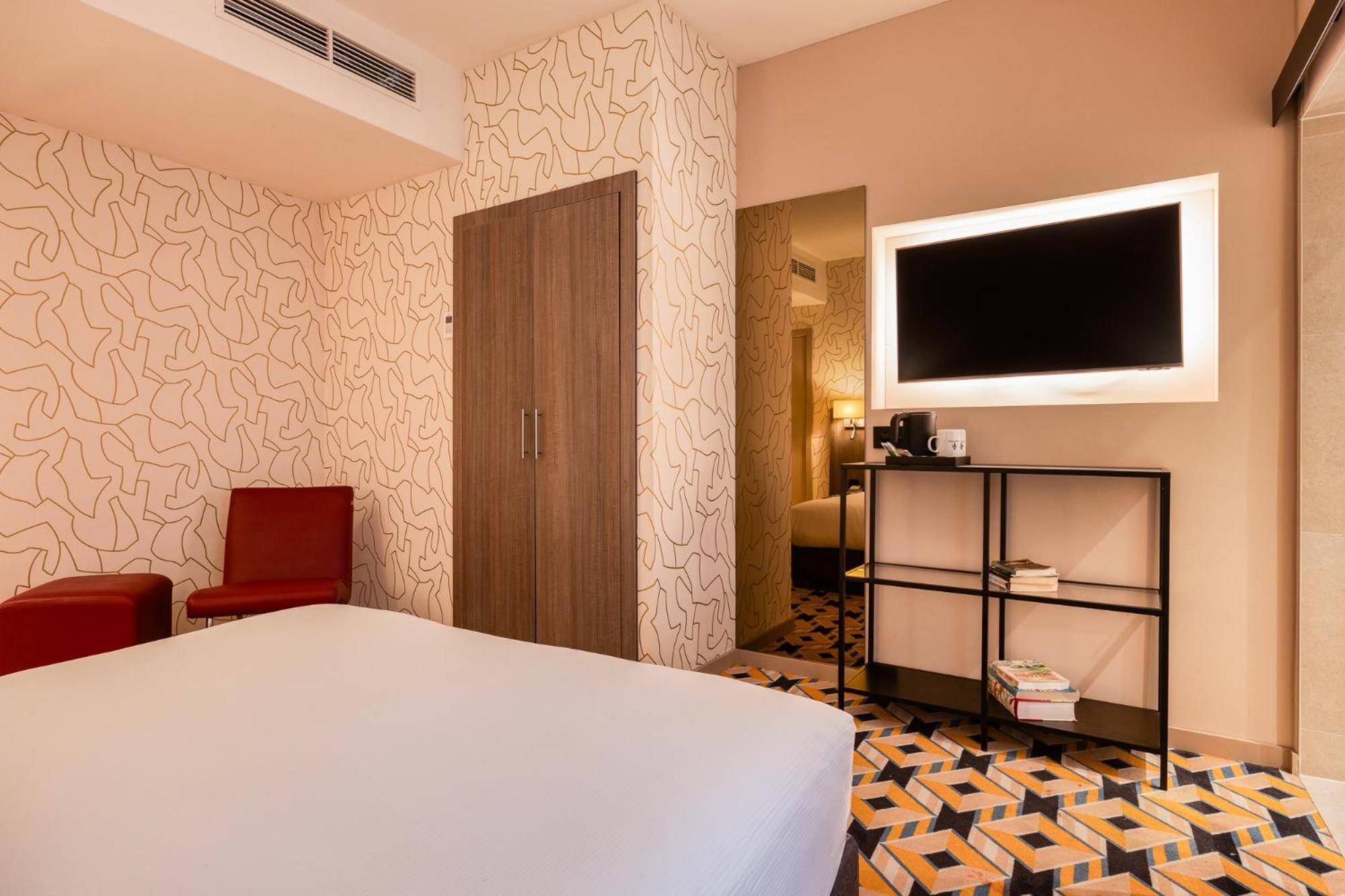 Alma Grand Place 3*
