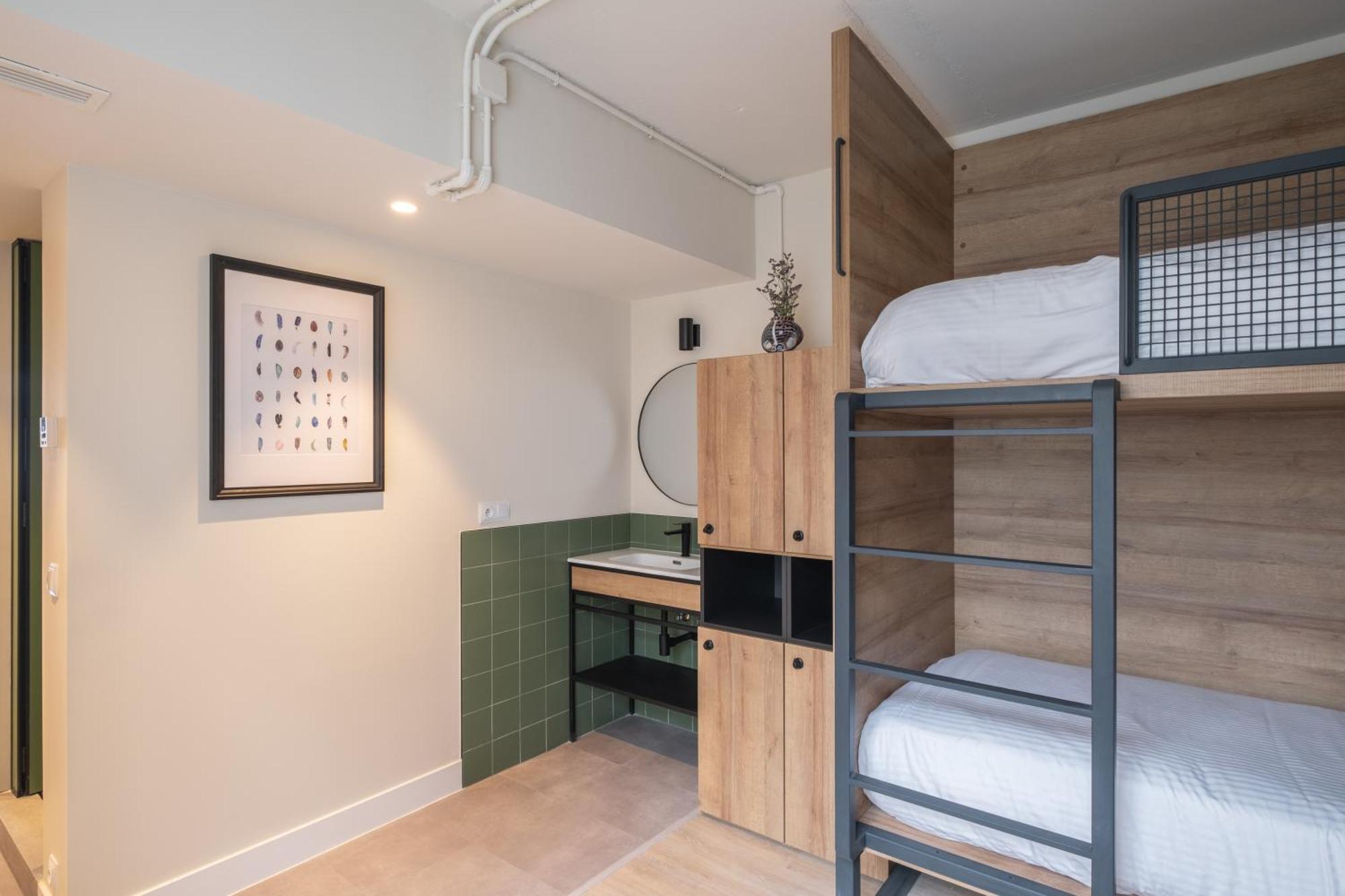 Latroupe Grand Place Hotel *