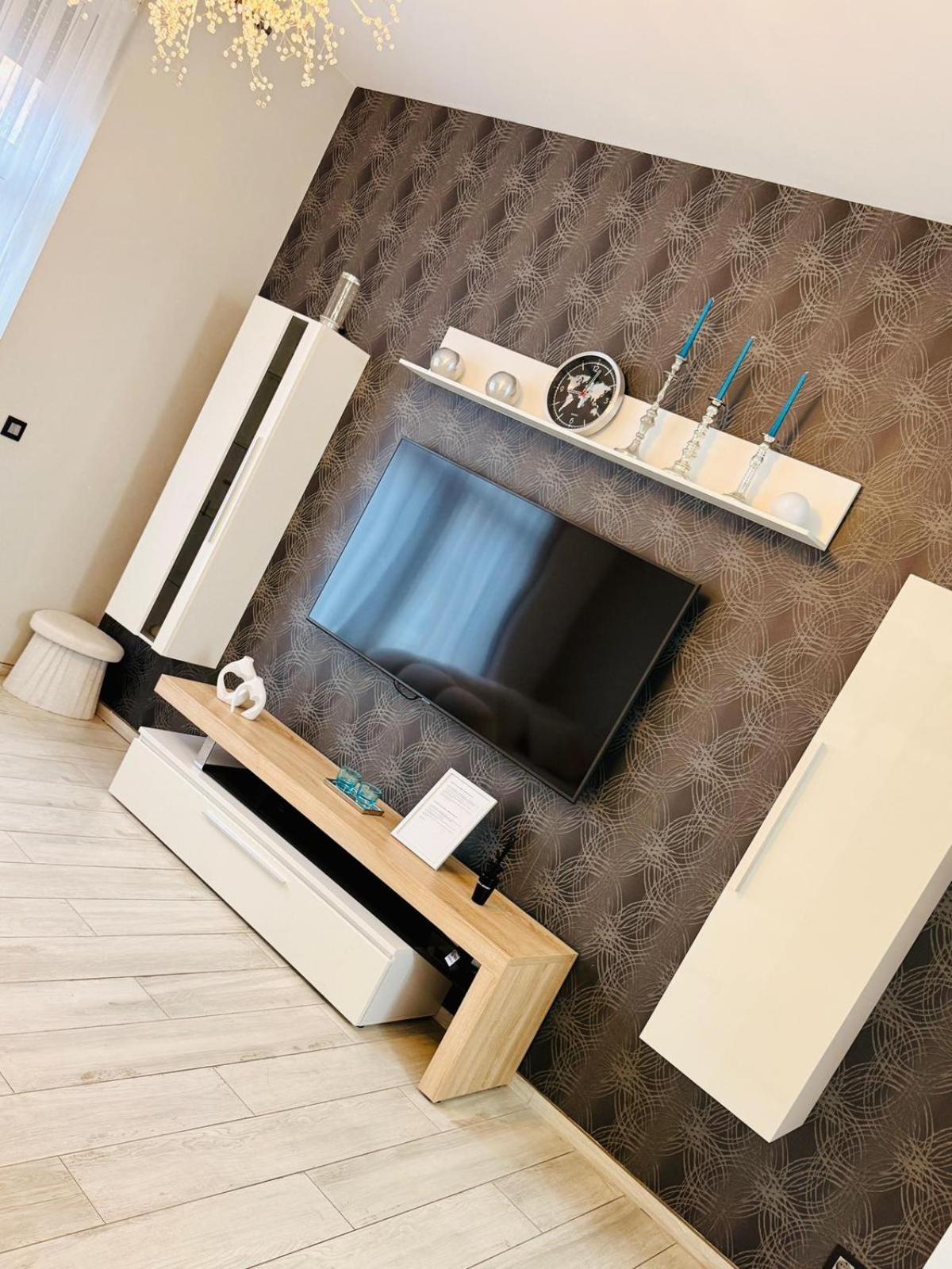 L'imperial Wifi & Confort Holiday home *