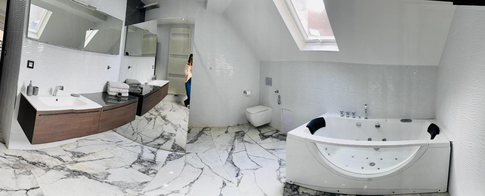 Holiday home L'imperial Wifi & Confort Brussels