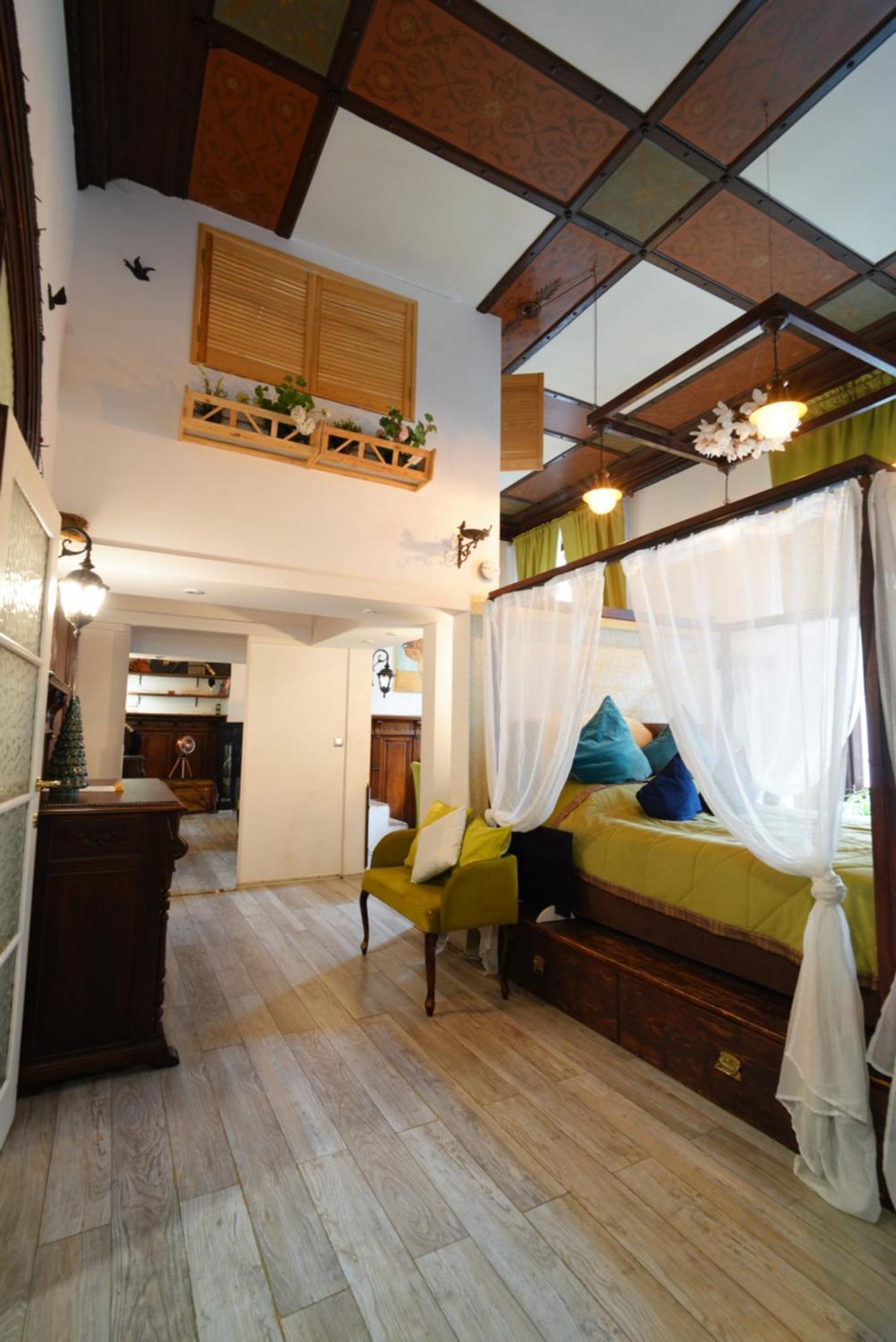 Magical Double Bedroom Duplex Apartment Brussels