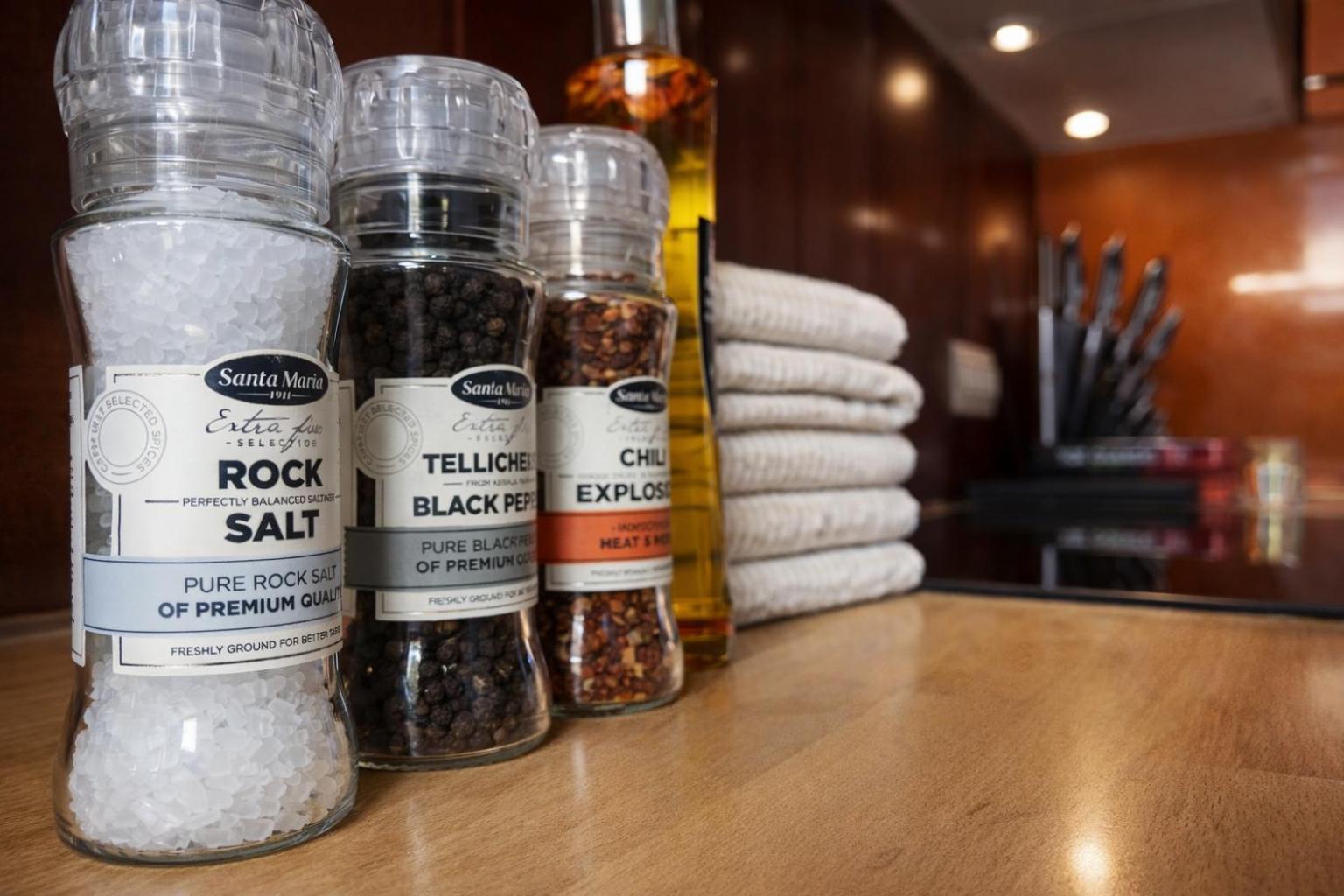 Luxury Loft Duplex Penthouse Of 190m2 & Free Parking ! * Brussels