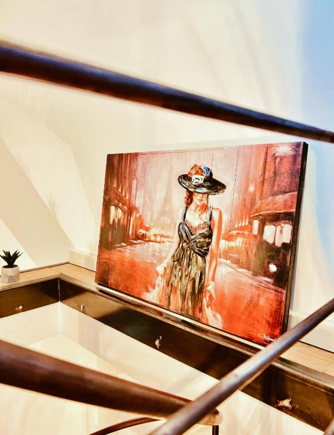 Luxury Loft Duplex Penthouse Of 190m2 & Free Parking !