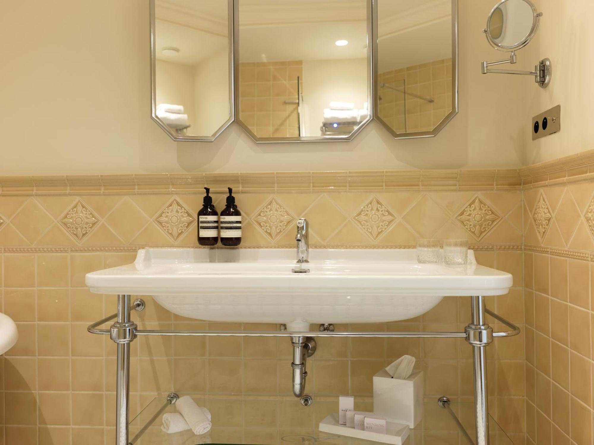 Hotel Fleur De Brussels