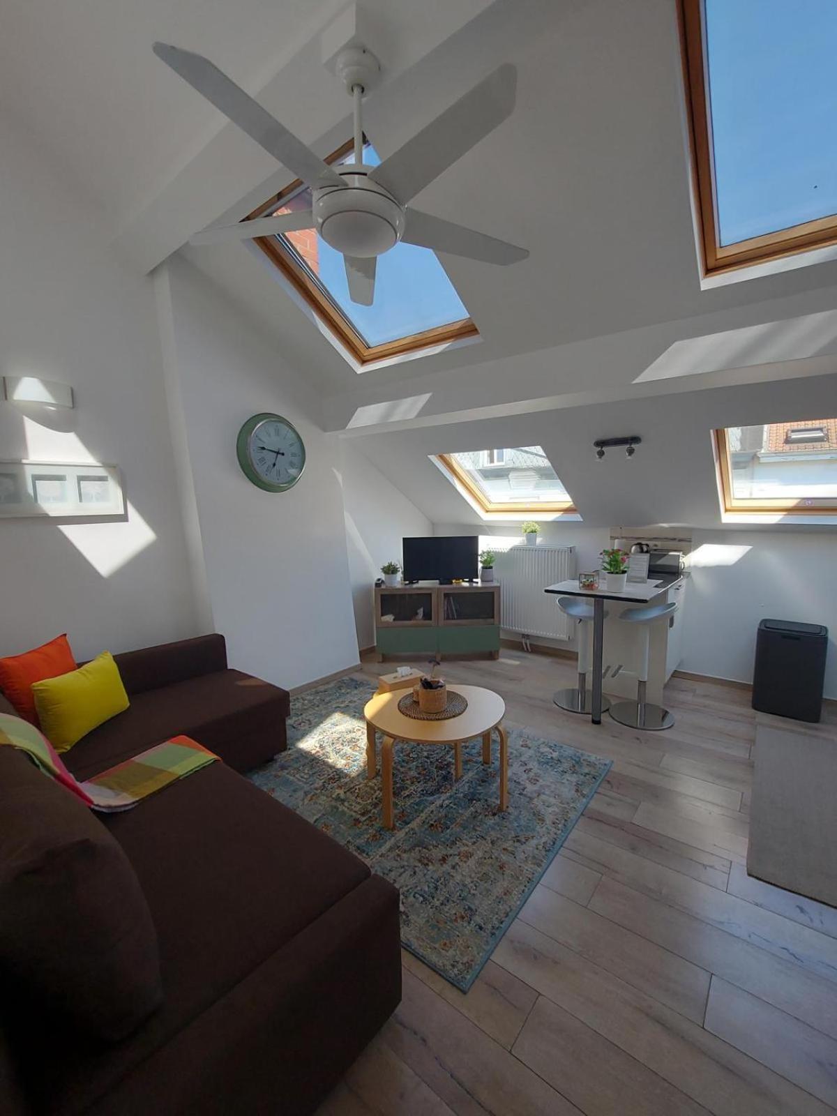 - Steps Grand Place - Local Vibrant Neighbourhood * Brussels