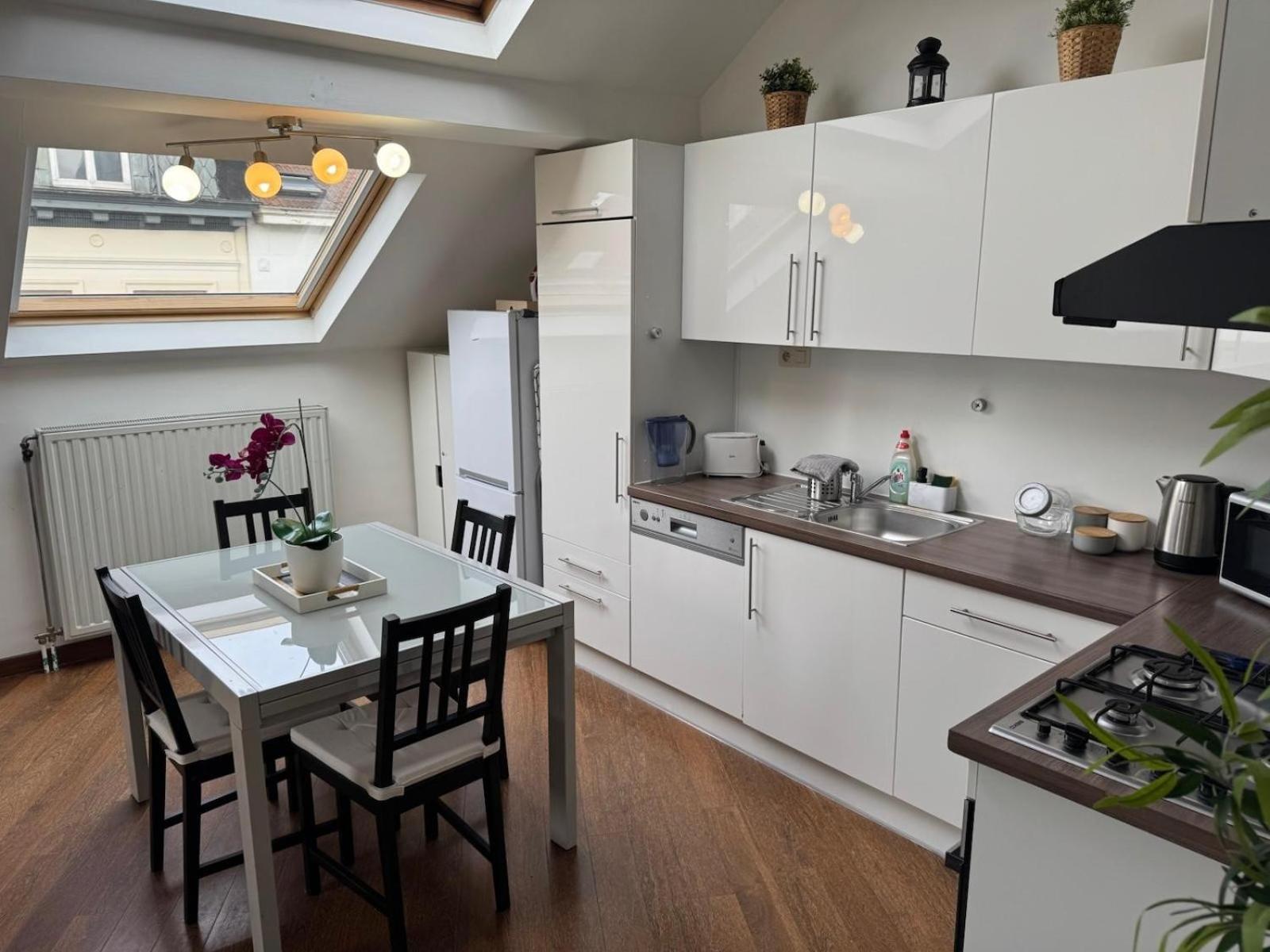 - Steps Grand Place - Local Vibrant Neighbourhood * Brussels