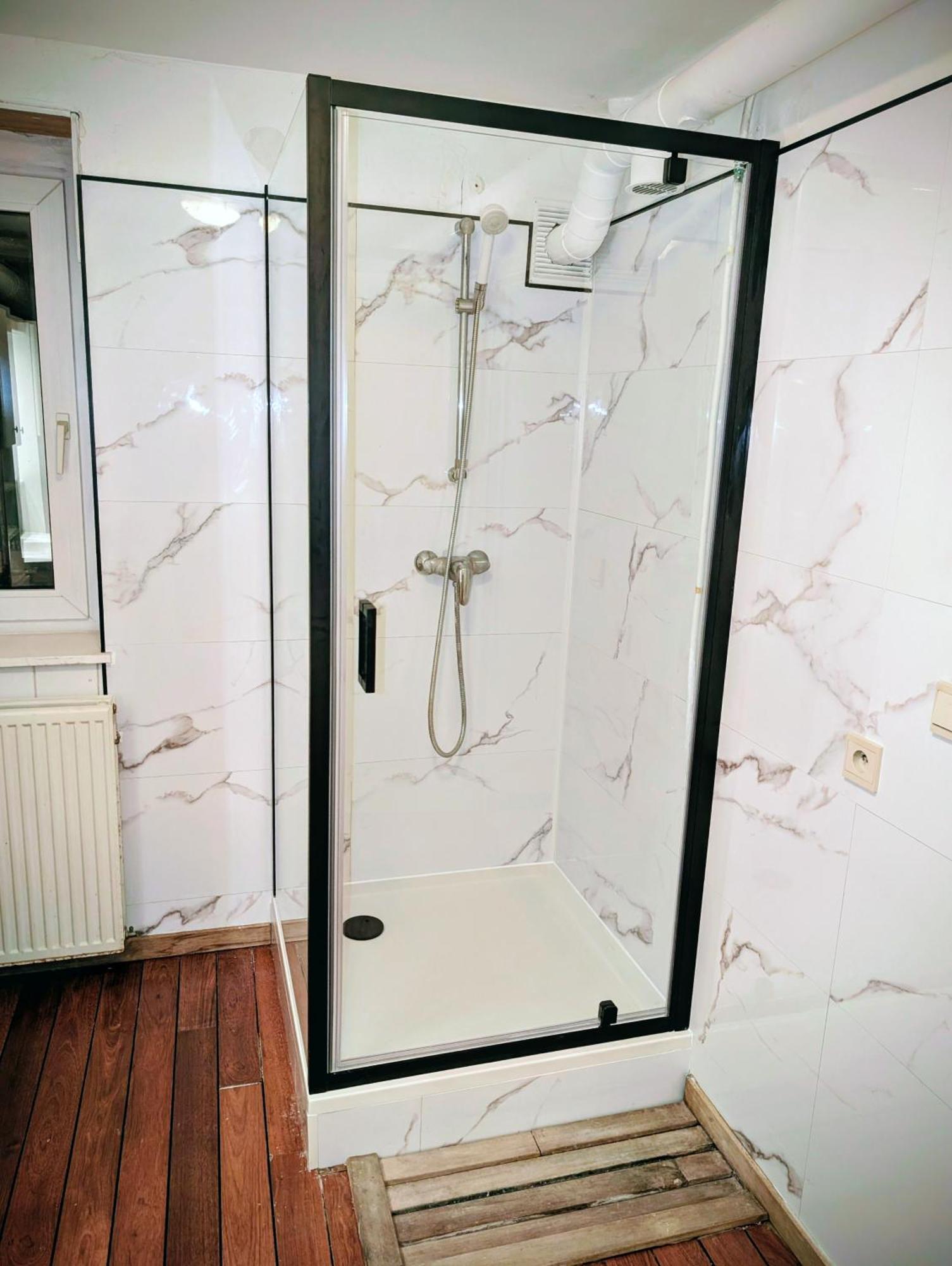 Modern Half-basement 1br Near Montgomery & Vub