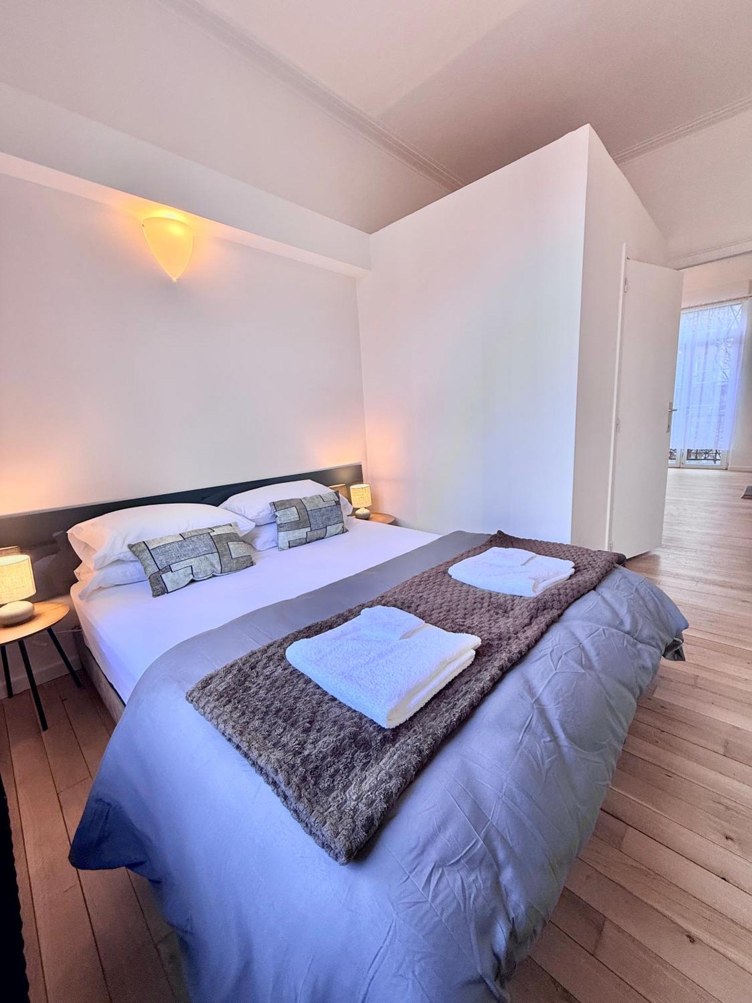 Schuman Square Homestay