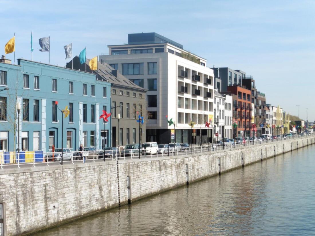 Sur Le Quai Homestay