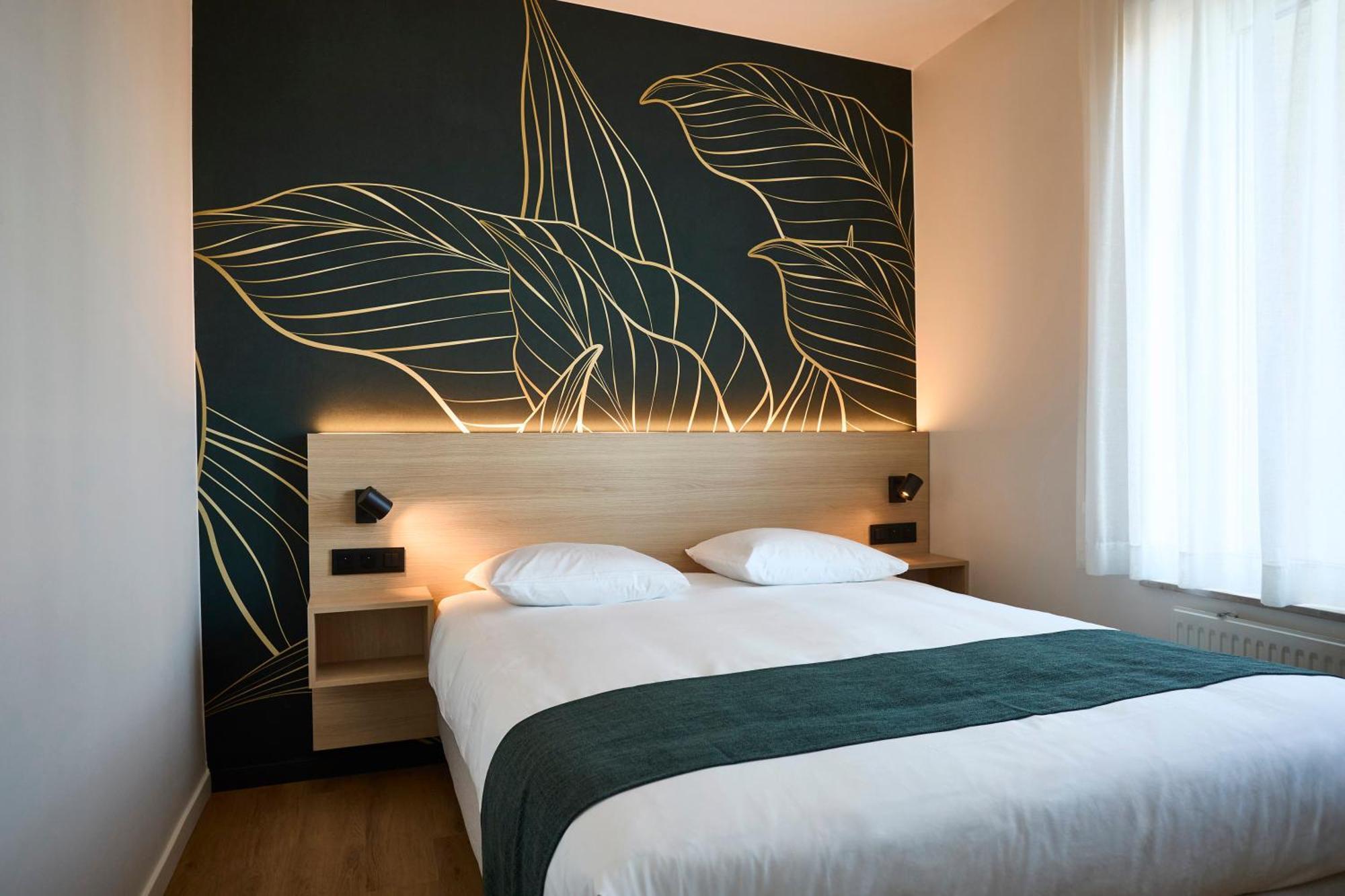 Georges Henri * Brussels