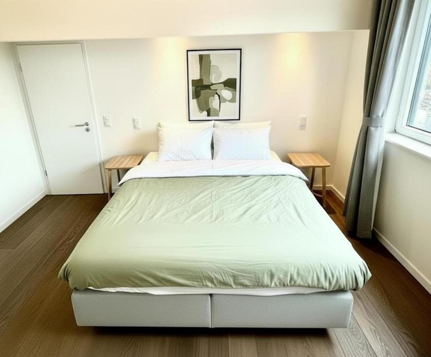 At Universite Libre De Brussels