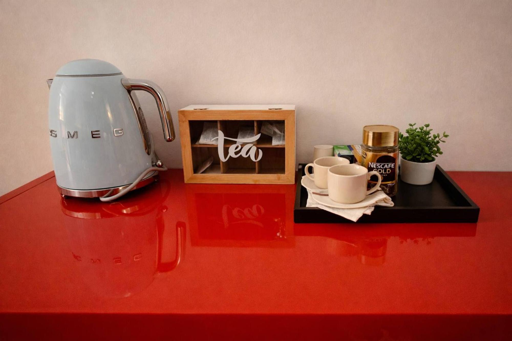 Euro Edens Cosy Historic In Jacuzzi, Garden, Location Guest house