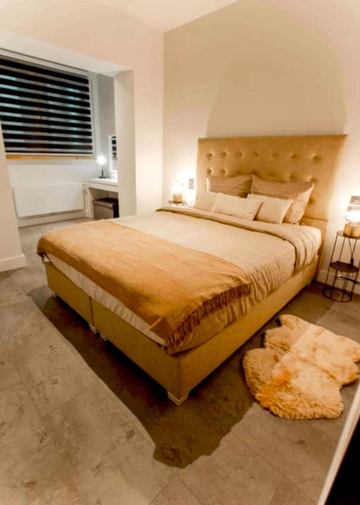 Grand Place Bourse Prestige * Brussels