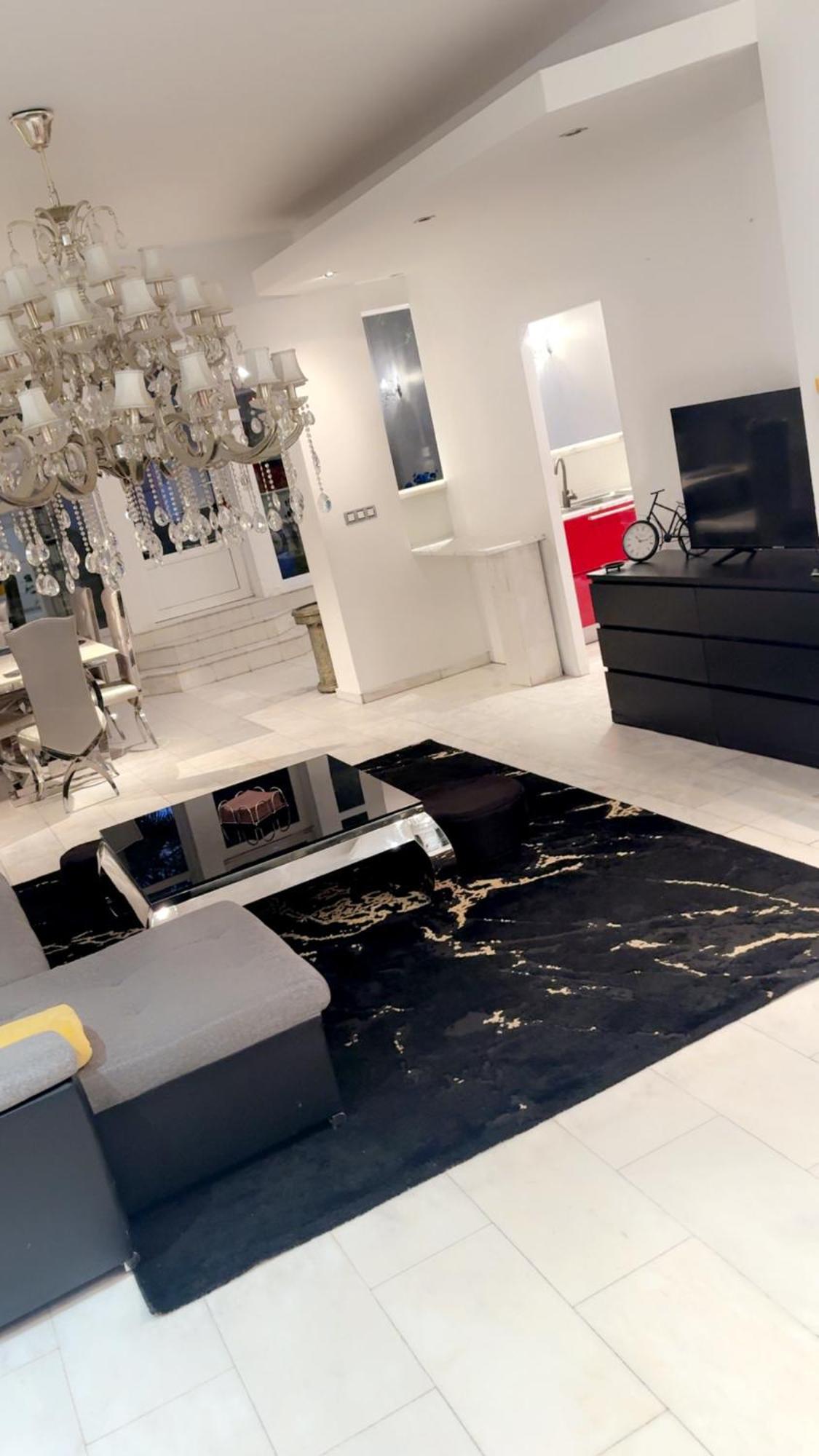 Majorelle Apartment *