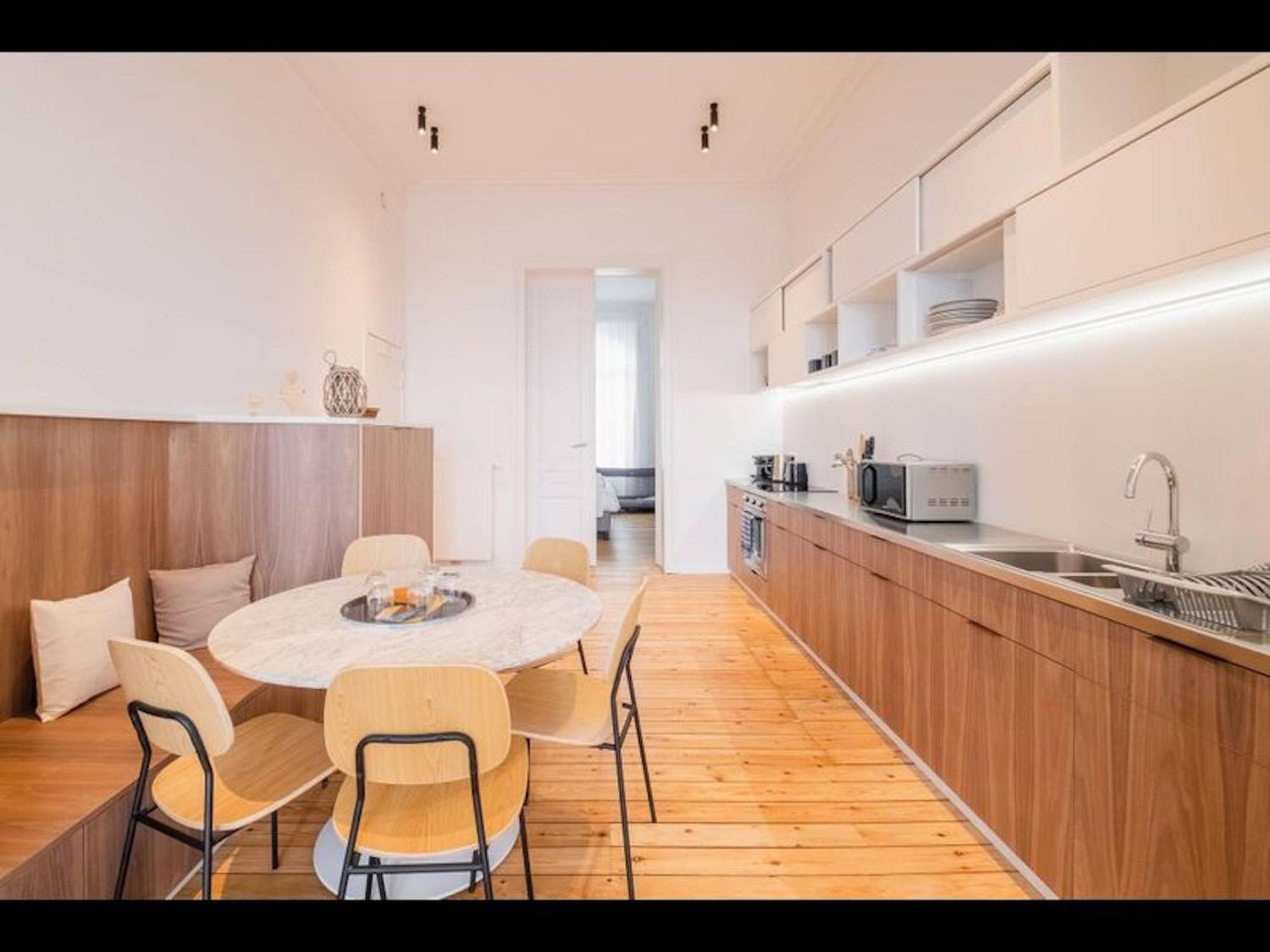 New Center Of Trendy St Gille