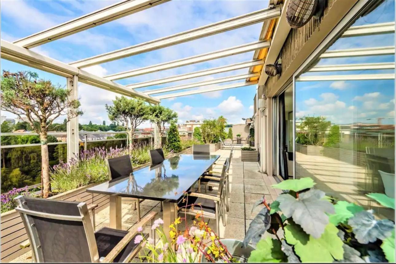 Vaste Et Somptueux A Apartment