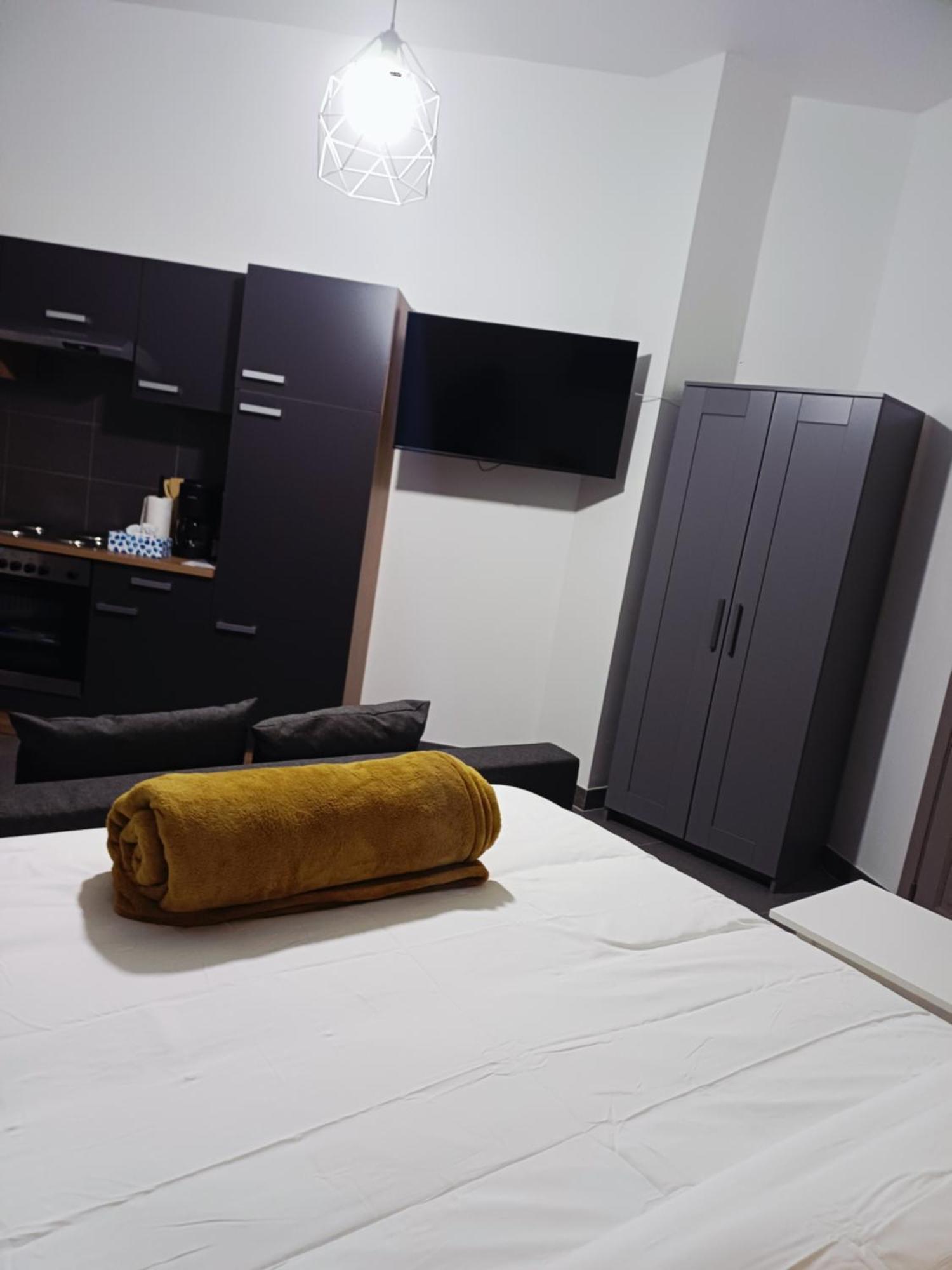 La Perla Louise Rdc Brussels