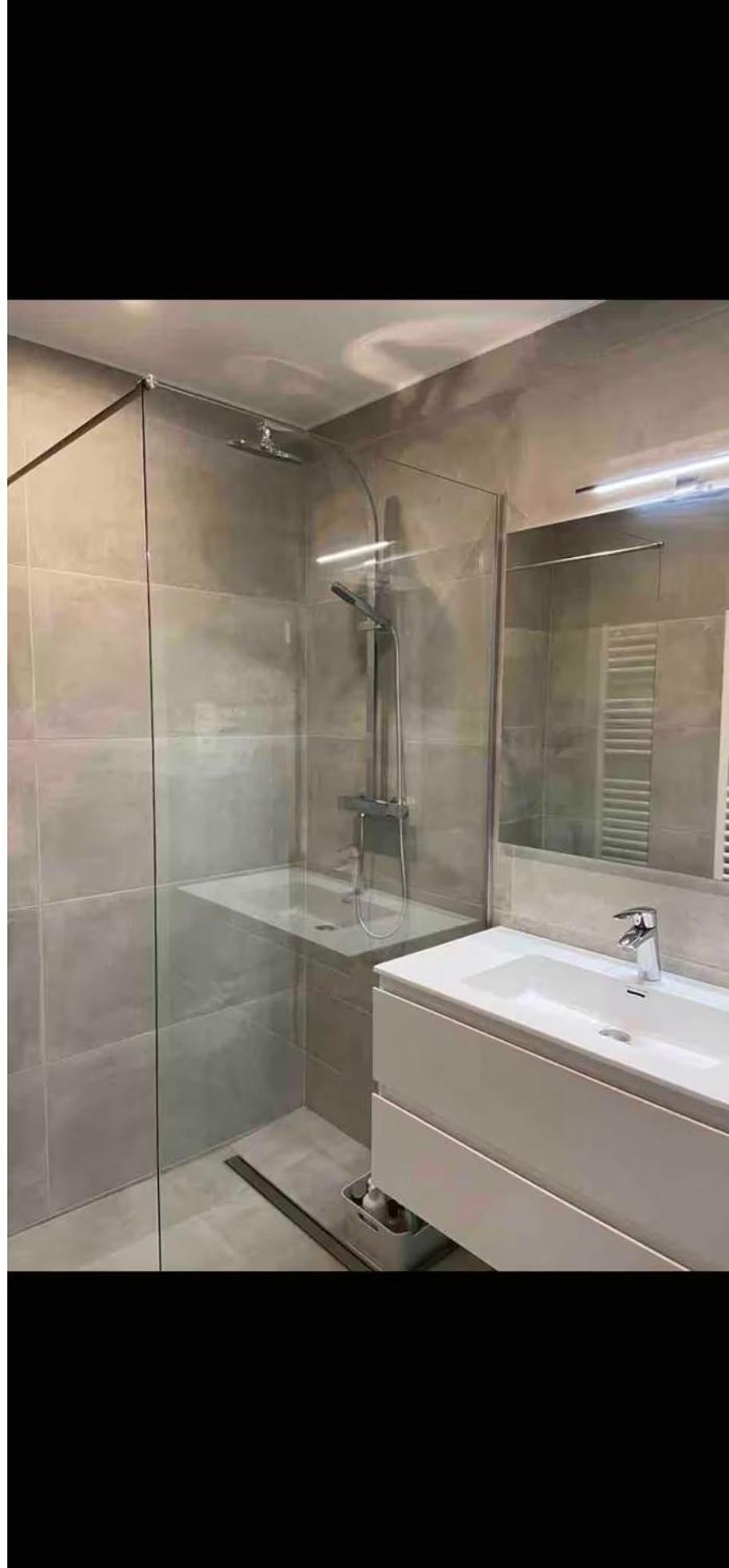 Apartment Apparemment 1 *