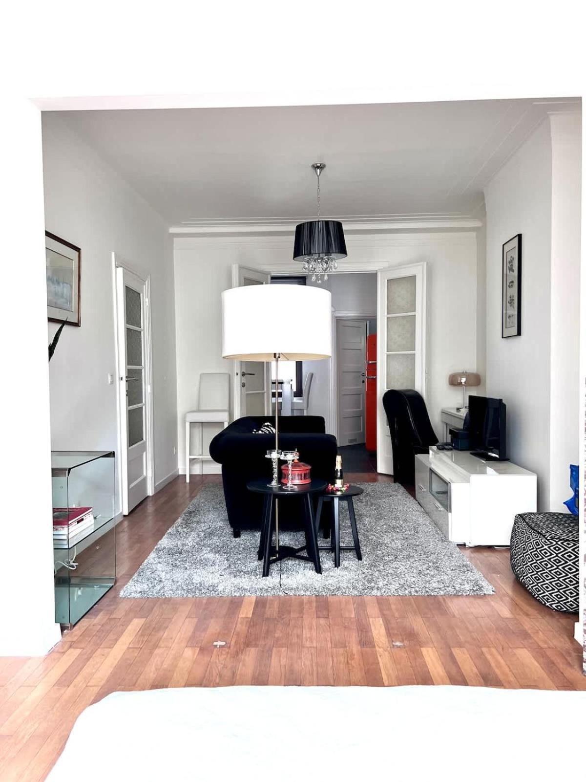 Chic Heart Of The With Balcony Apartment