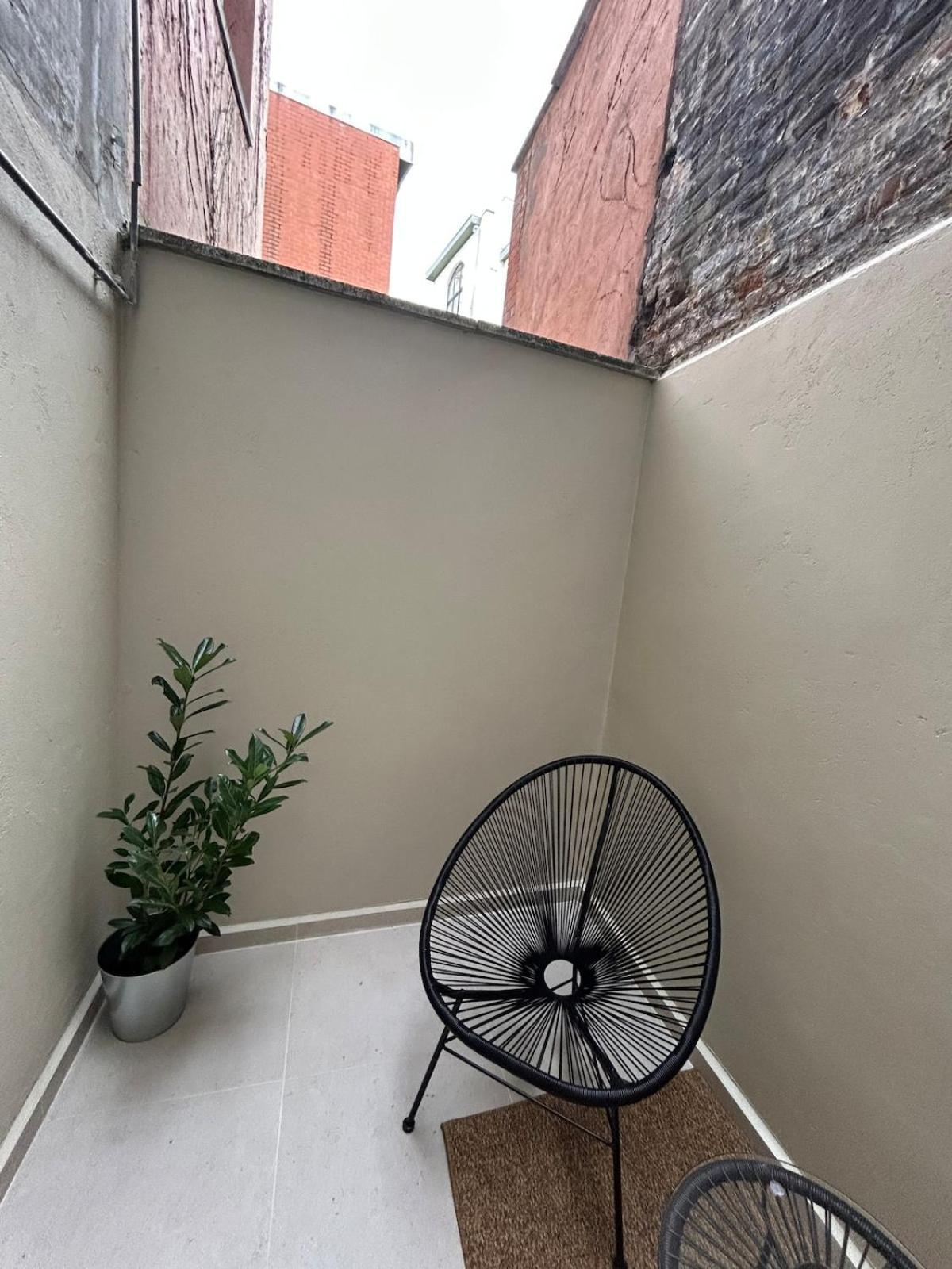Apartment Avec Mezzanine Et Terasse *