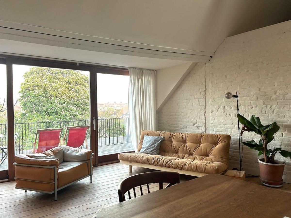 Penthouse In A Family House Brussels