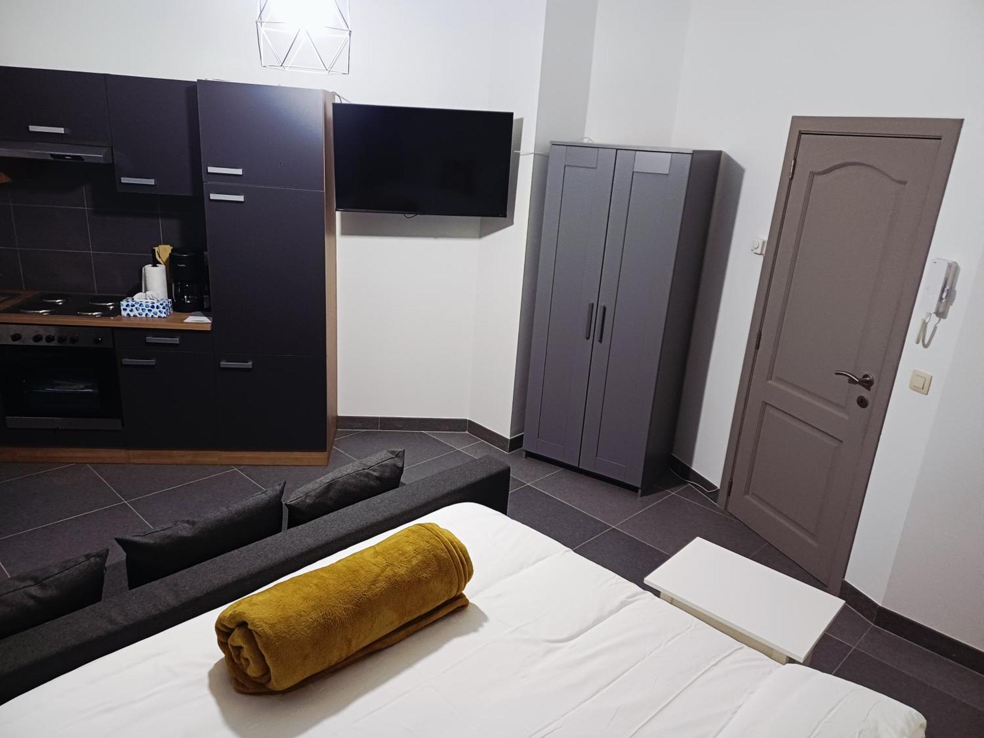 Apartment La Perla Louise Rdc Brussels