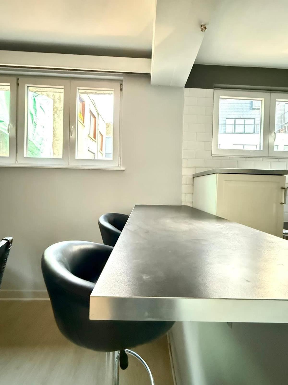 Apartment 3 Min To The Grand-place 6 Min To Manneken Pis & Sleeps 6