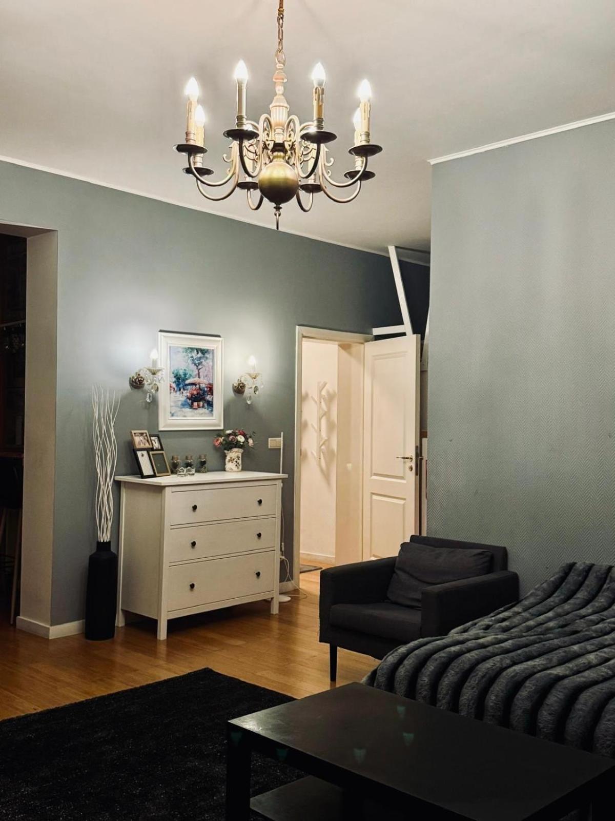 The Cozy Louise Nest Apartment