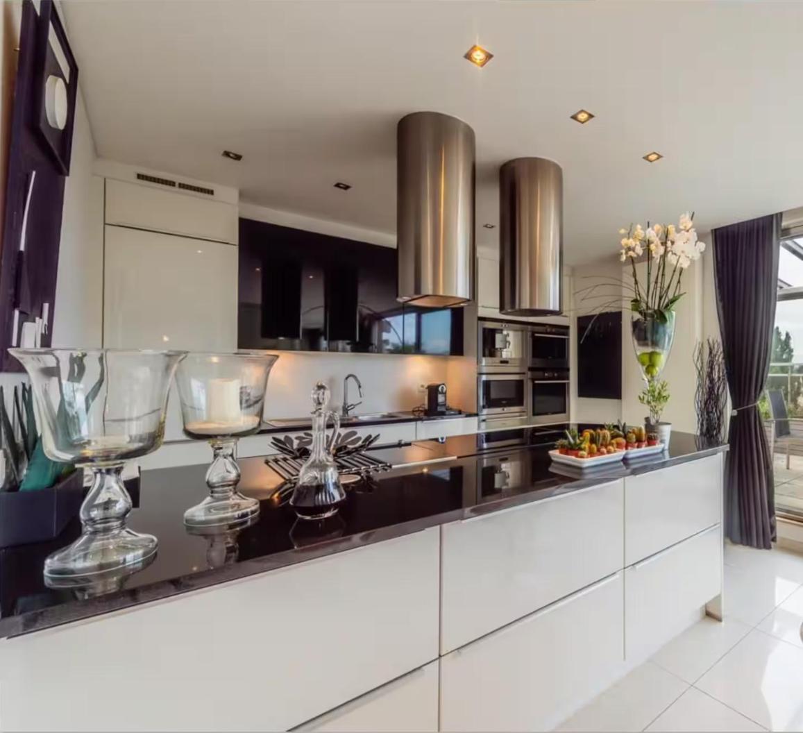 Apartment Vaste Et Somptueux A Brussels