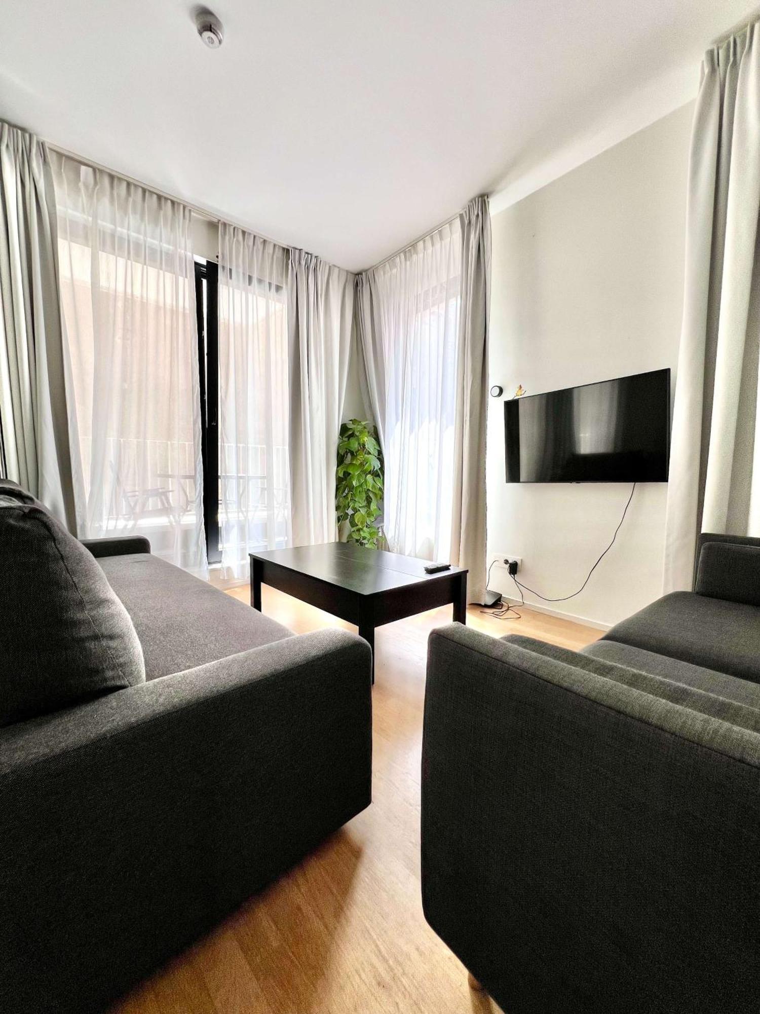 Apartment Lovely With Balcony By Grand Place For 4 Brussels
