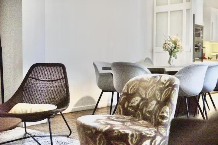 Spacious Terrace In The Heart Of *