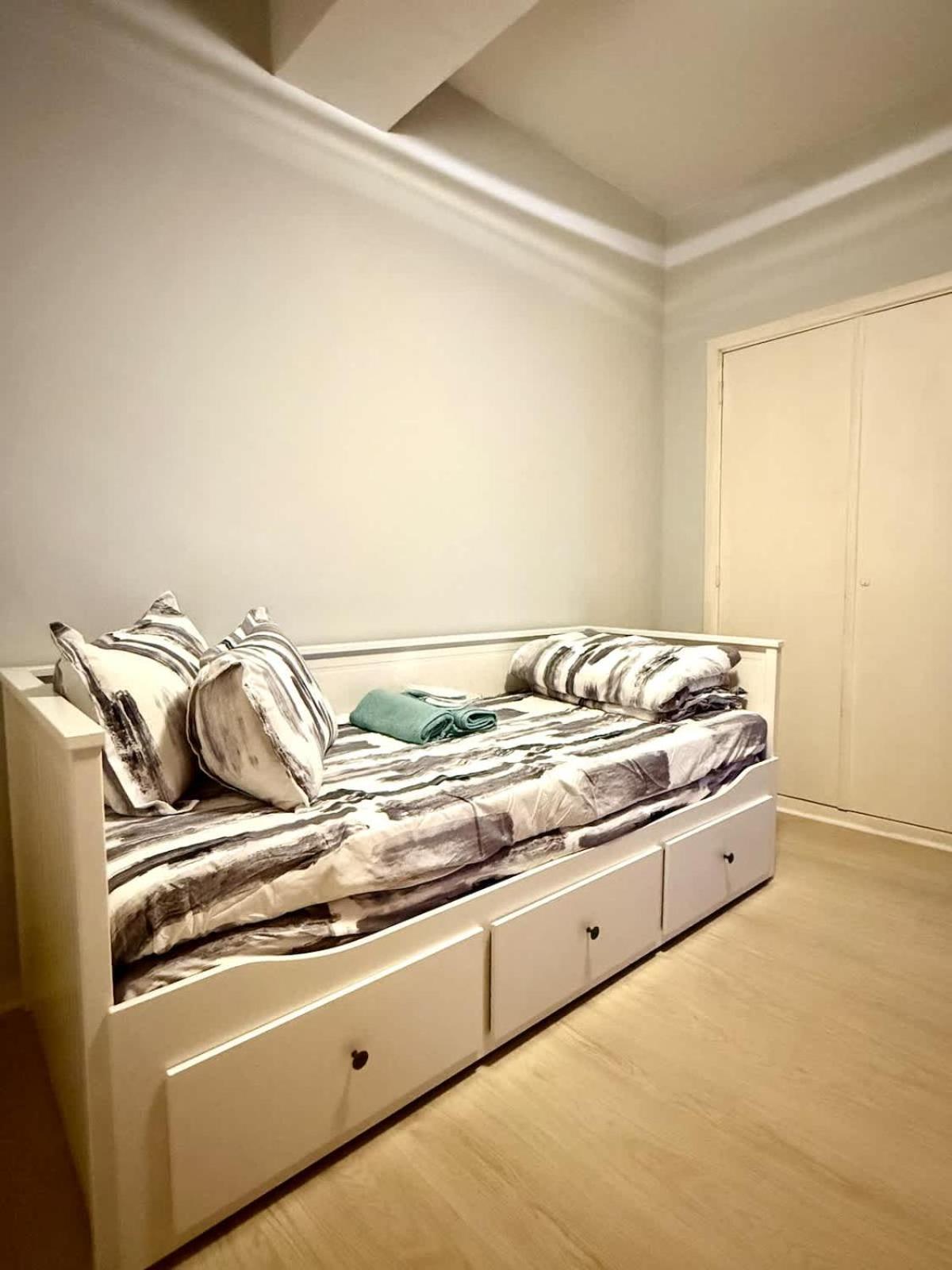Apartment 3 Min To The Grand-place 6 Min To Manneken Pis & Sleeps 6 Brussels