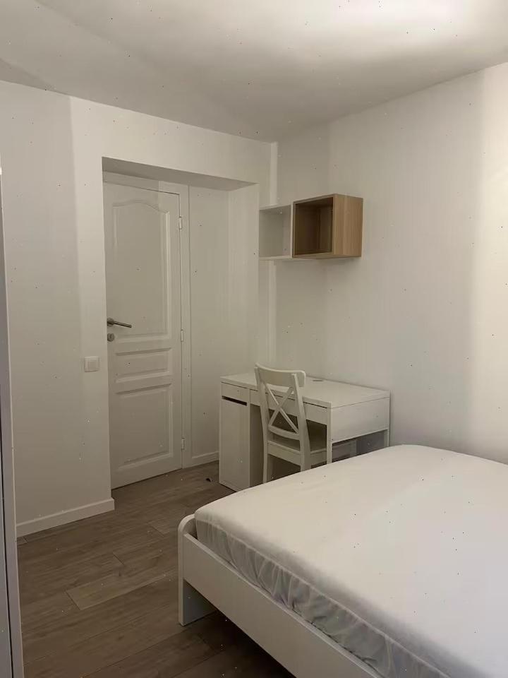 Large 3-bedroom In * Brussels