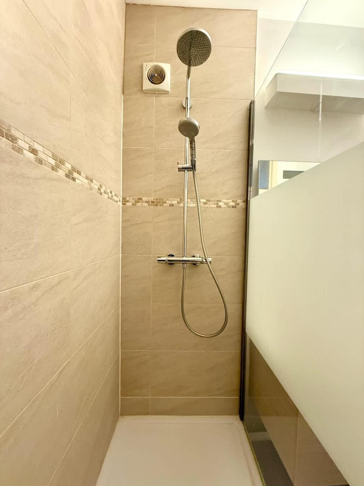 Apartment 3 Min To The Grand-place 6 Min To Manneken Pis & Sleeps 6 Brussels