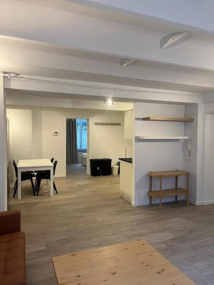 Large 3-bedroom In Apartment