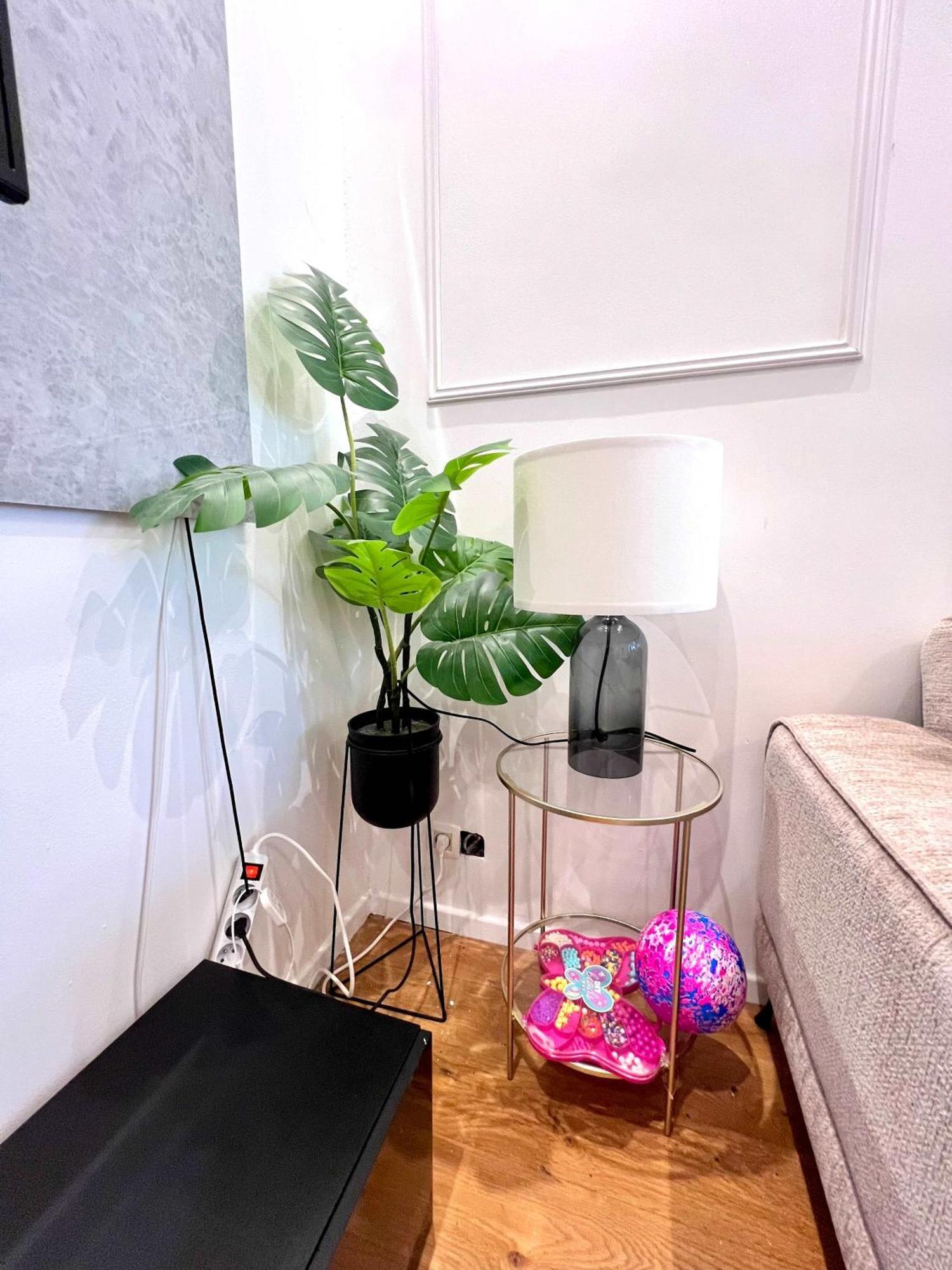 Apartment Cosy Family For Up To 9 Guests Near Midi Station Brussels